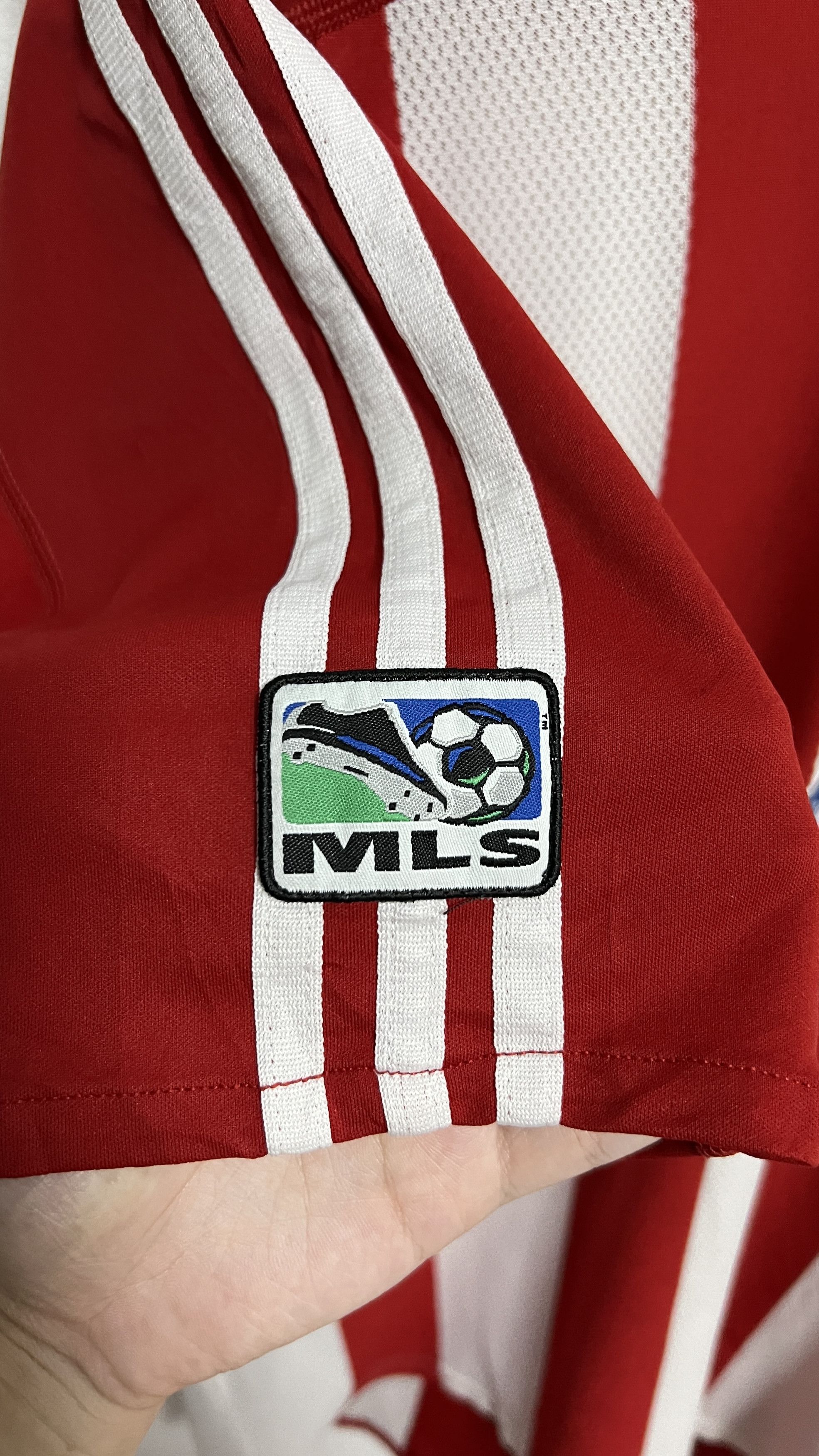Adidas (M fits L) Chivas USA 2005-06 Home Shirt Kit (Disbanded) Size US L / EU 52-54 / 3 - 7 Thumbnail