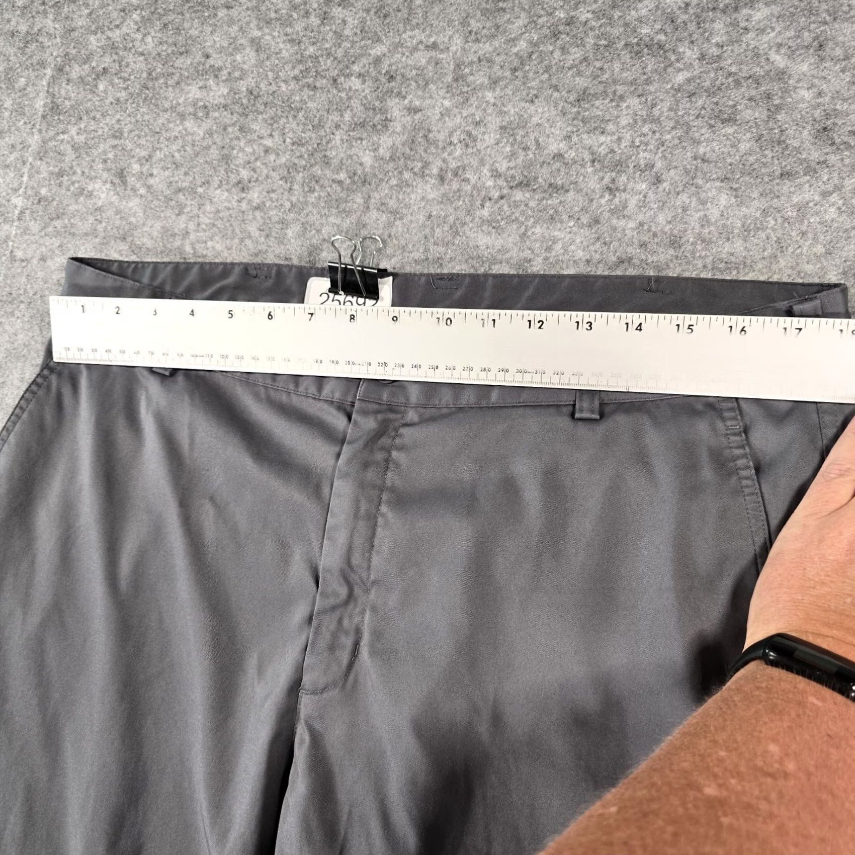 Nike Nike Golf Pants Mens 36x34 Flat Front Chino Gray Lightweight Dri-Fit Size US 36 / EU 52 - 5 Thumbnail