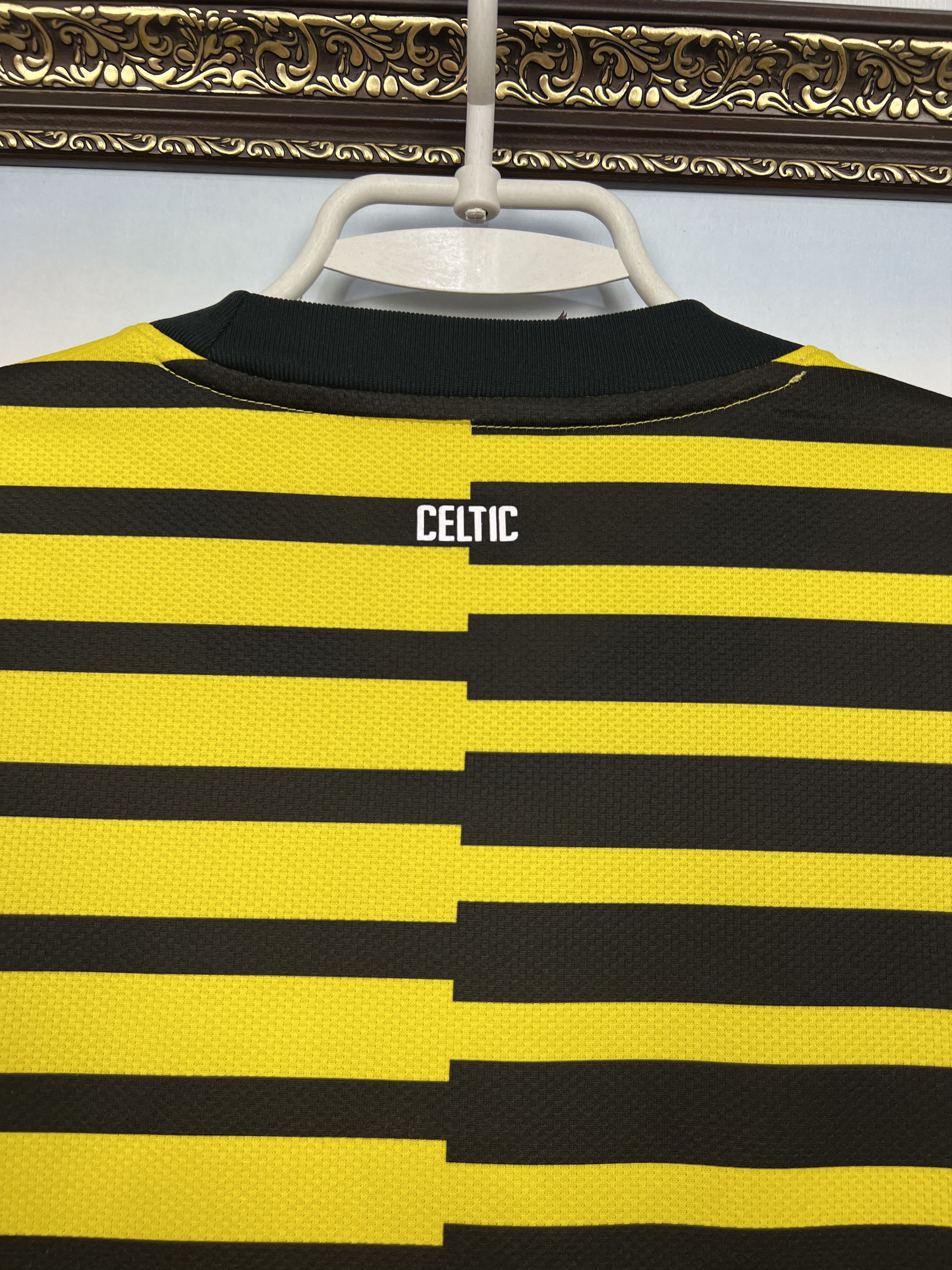 Nike Celtic Third football shirt 2011 Soccer Nike Long Sleeve Size US S / EU 44-46 / 1 - 15 Thumbnail