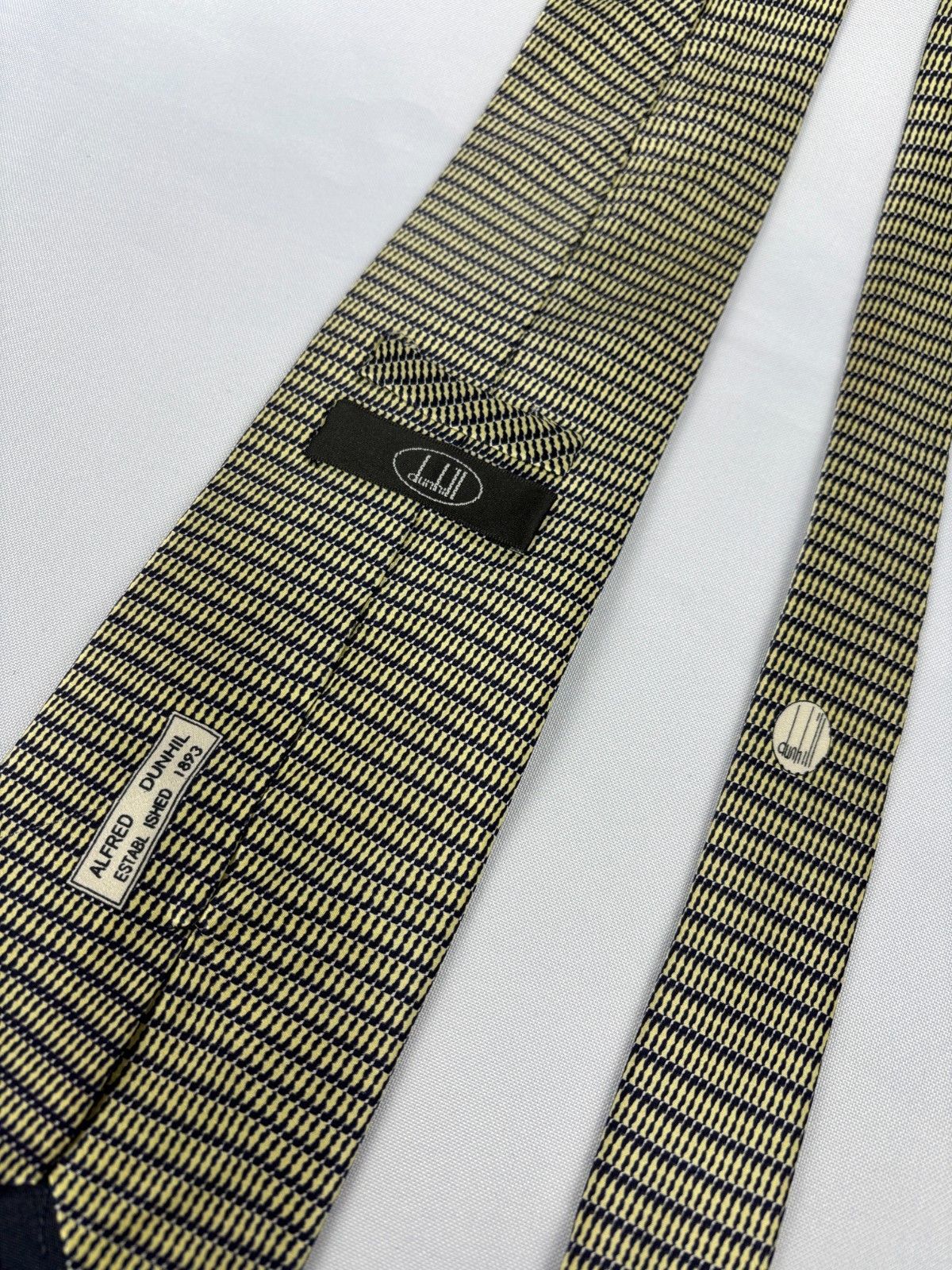 Alfred Dunhill Vintage Alfred Dunhill 100% Silk Tie Hand Made Size ONE SIZE - 8 Thumbnail