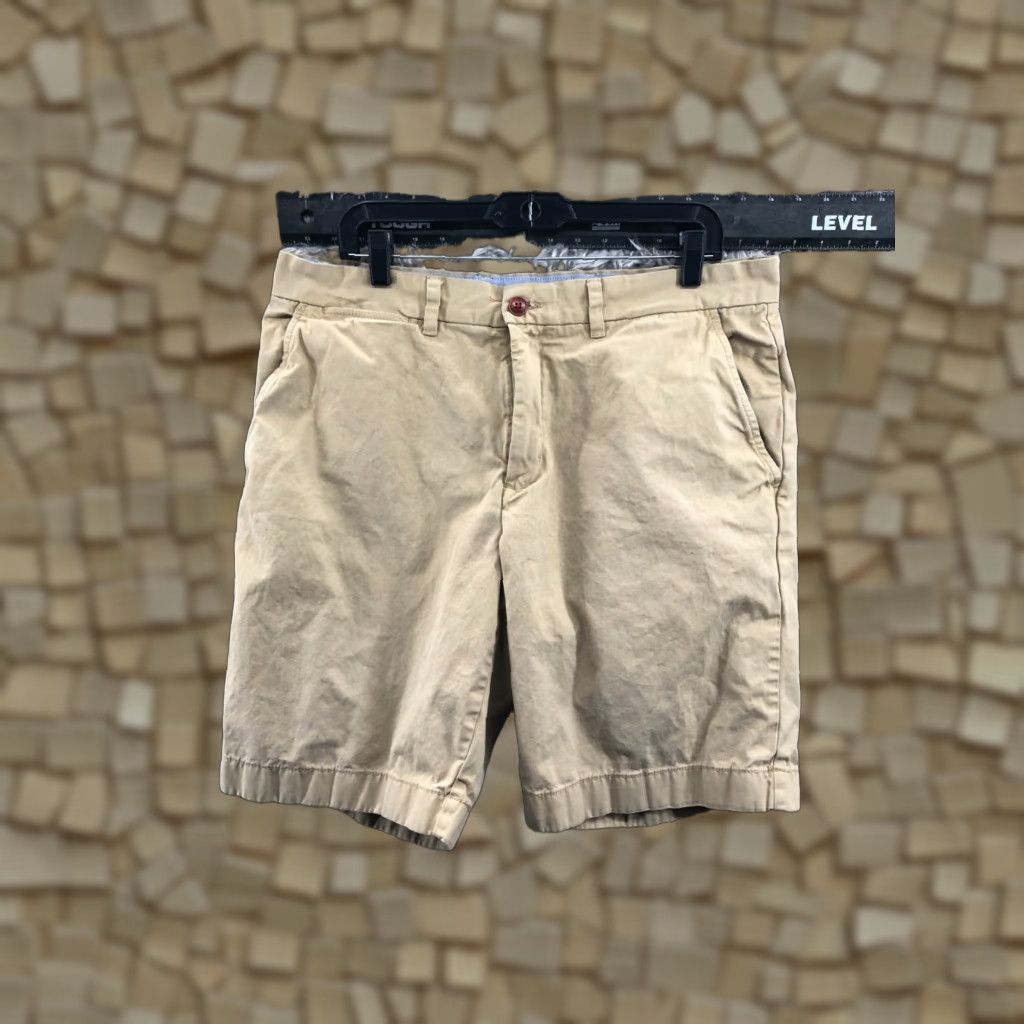 Tommy Hilfiger VINTAGE Tommy Hilfiger The Short Chino Shorts Mens Regular Waist 36 Beige Medium Wash 5-Pocket Logo Cotton Blend Flat Front Size US 36 / EU 52 - 1 Thumbnail