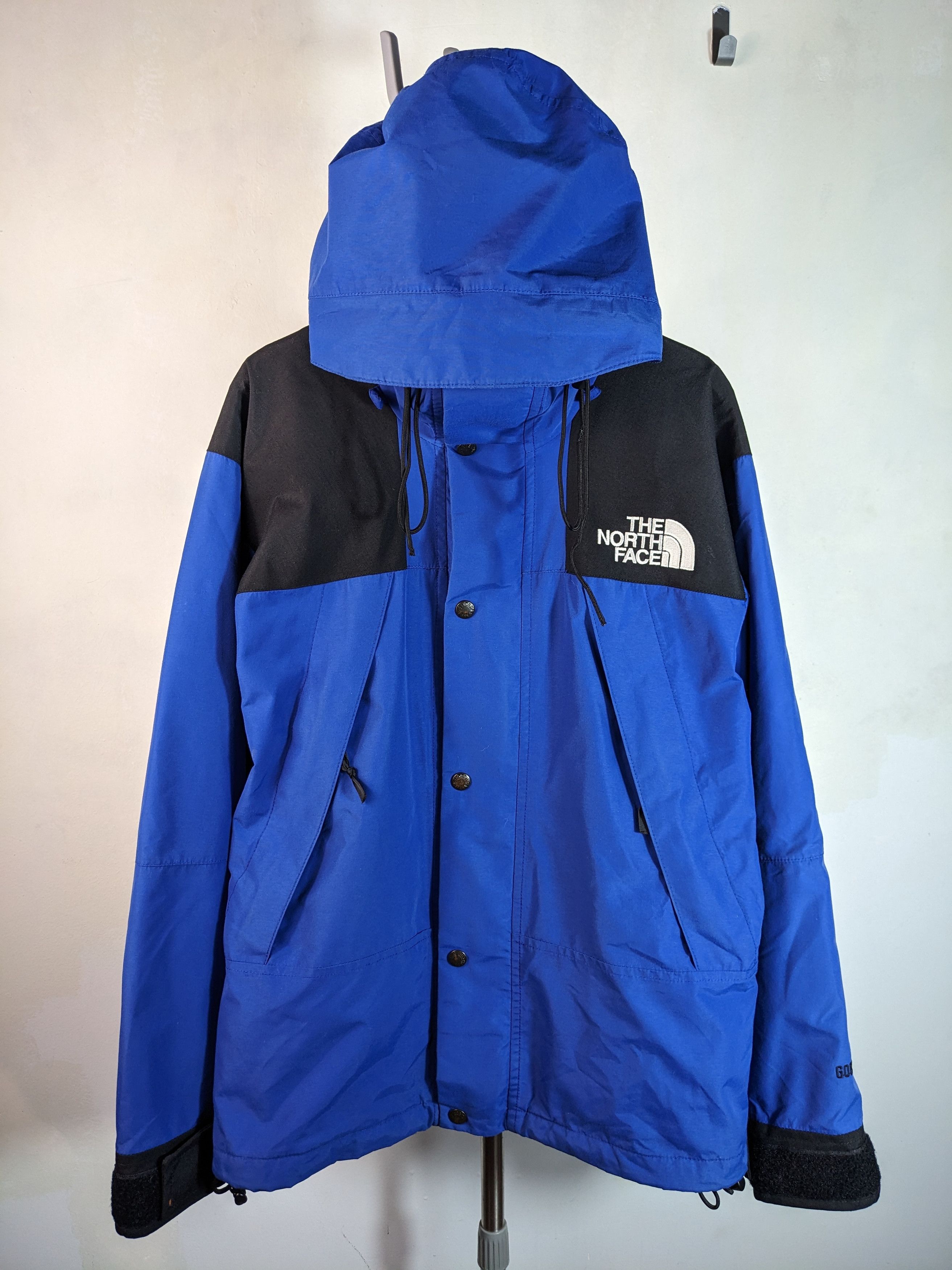 image of The North Face 1990 Goretex Mountain Parka Size Xs Men in Blue