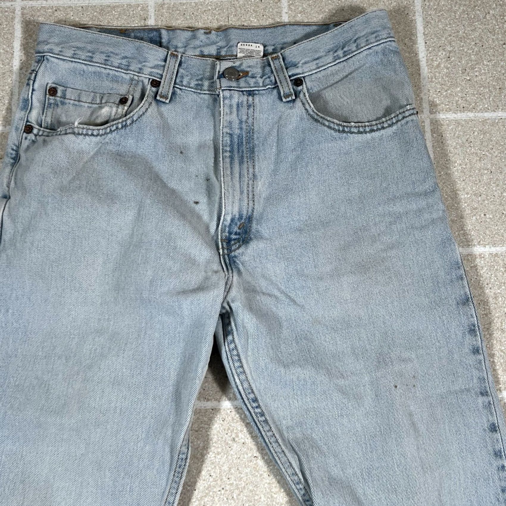Levi's VINTAGE Levi's 505 Light Wash Jeans Distressed Straight Men XS? Wait Size US 31 - 6 Thumbnail