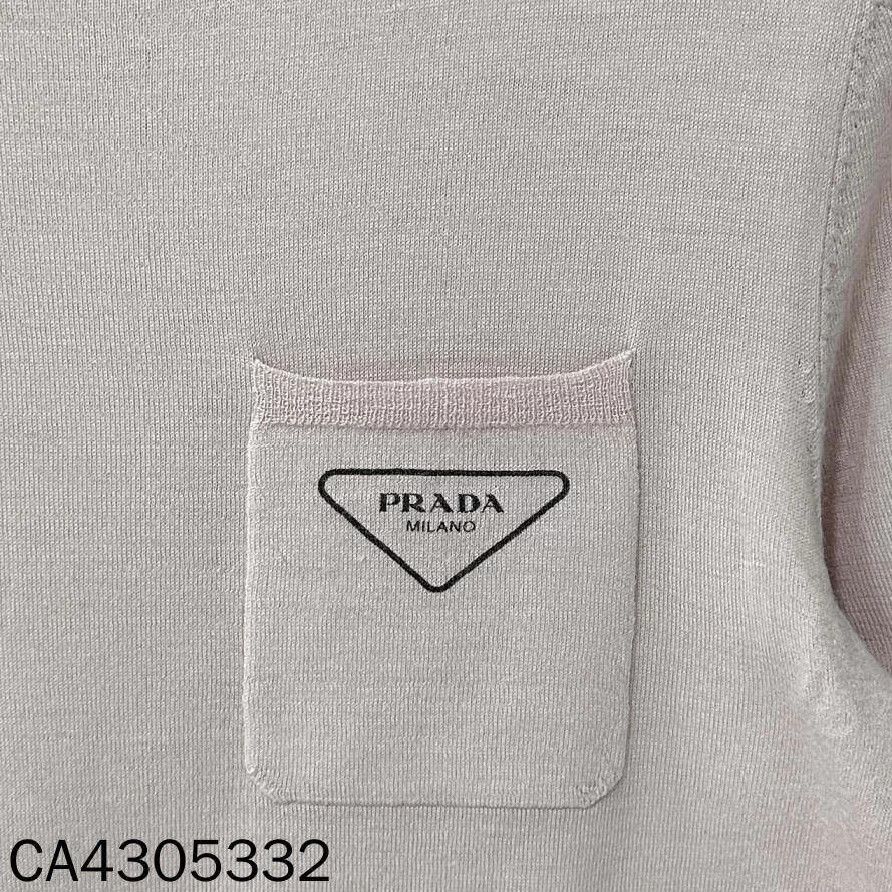 Prada PRADA Pink Triangle Logo T-Shirt 98% New Size 38 Size S / US 4 / IT 40 - 5 Thumbnail