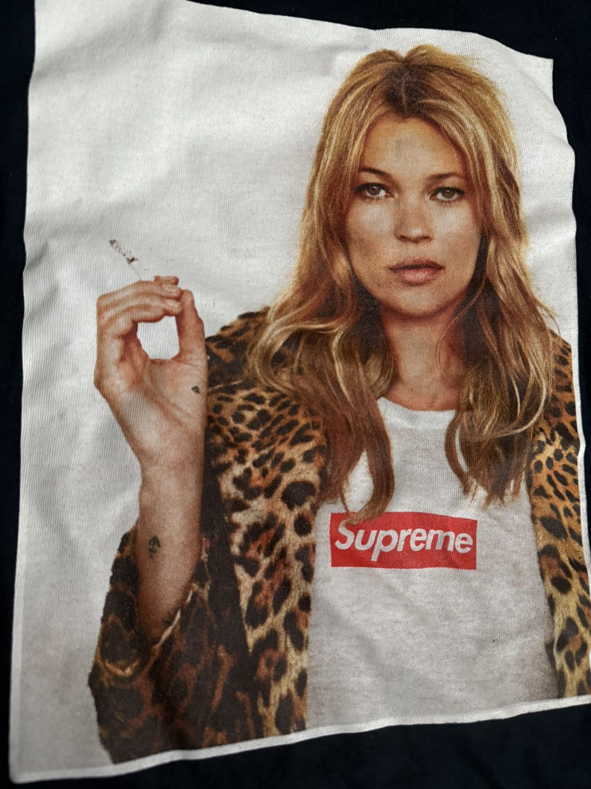 Supreme Deadstock Kate Moss Tee Navy Blue Size US L / EU 52-54 / 3 - 2 Thumbnail