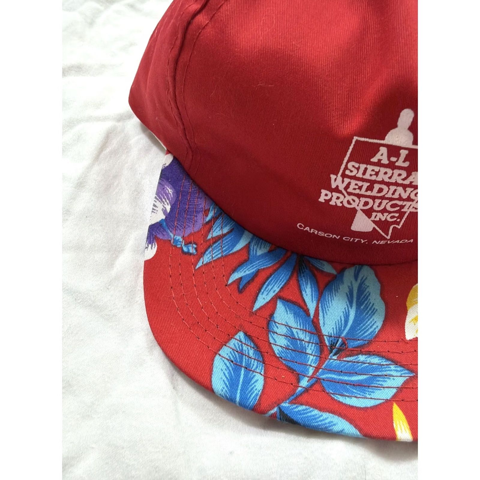 Vintage VINTAGE Hoxer SnapBack Hat Red Floral Carson City A-1 Sierra Welding Adjustable Men Size ONE SIZE - 4 Thumbnail