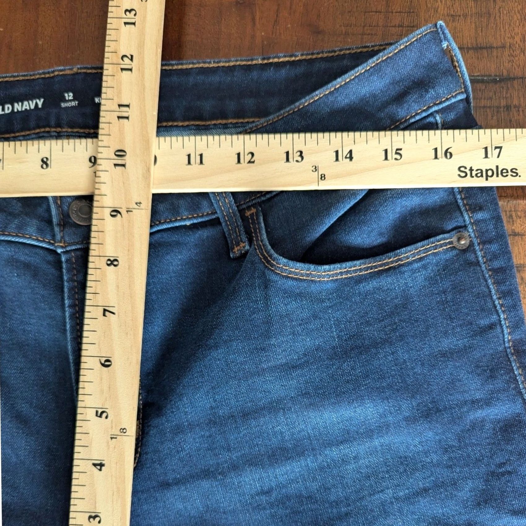 Old Navy Old Navy Kicker Boot-Cut Jeans Womens 12 Tall Mid-Rise Dark Wash Denim Indigo Boots-cut? Size 34" / US 12 / IT 48 - 7 Thumbnail
