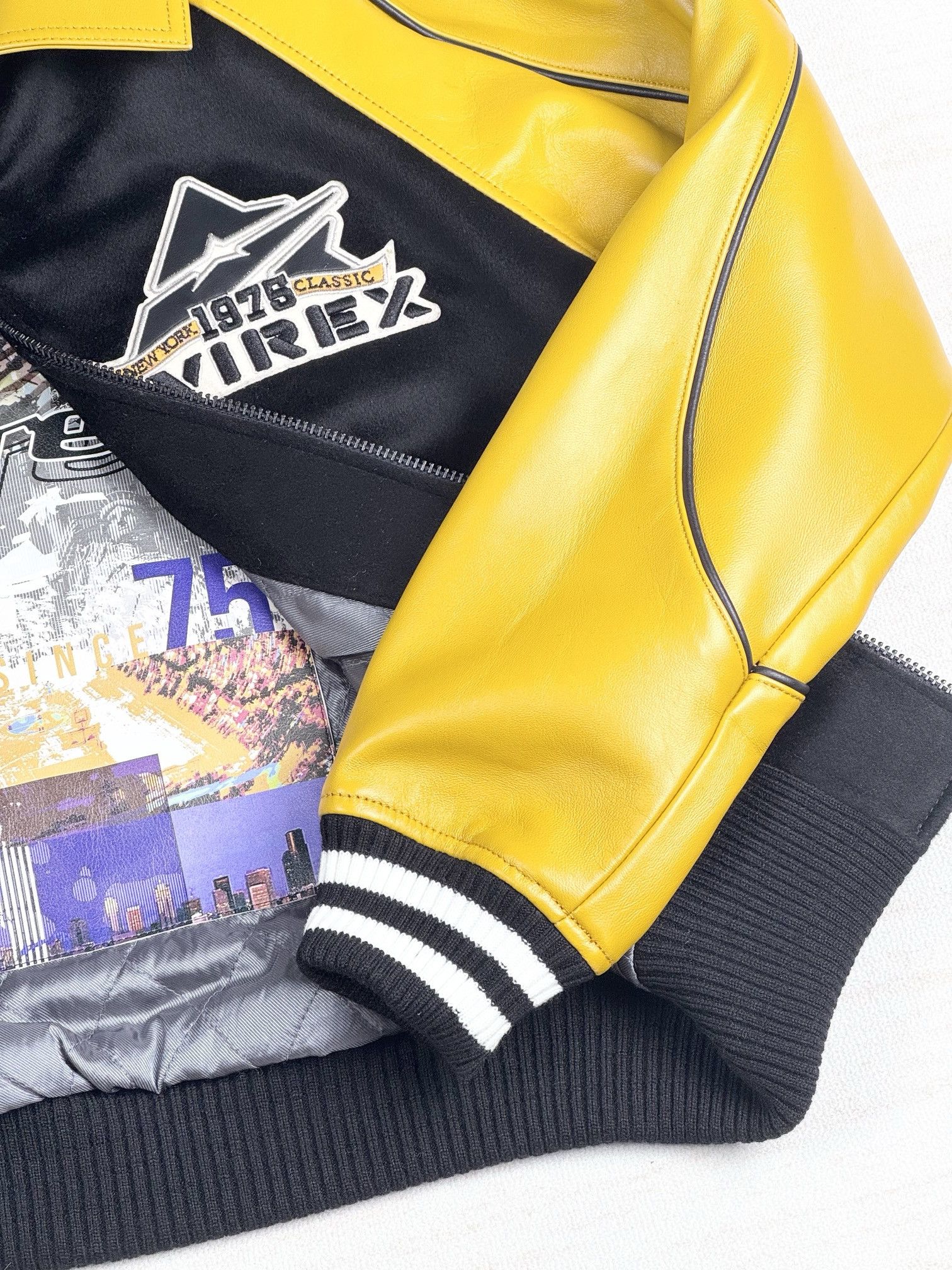Avirex varsity jacket Size US M / EU 48-50 / 2 - 13 Thumbnail