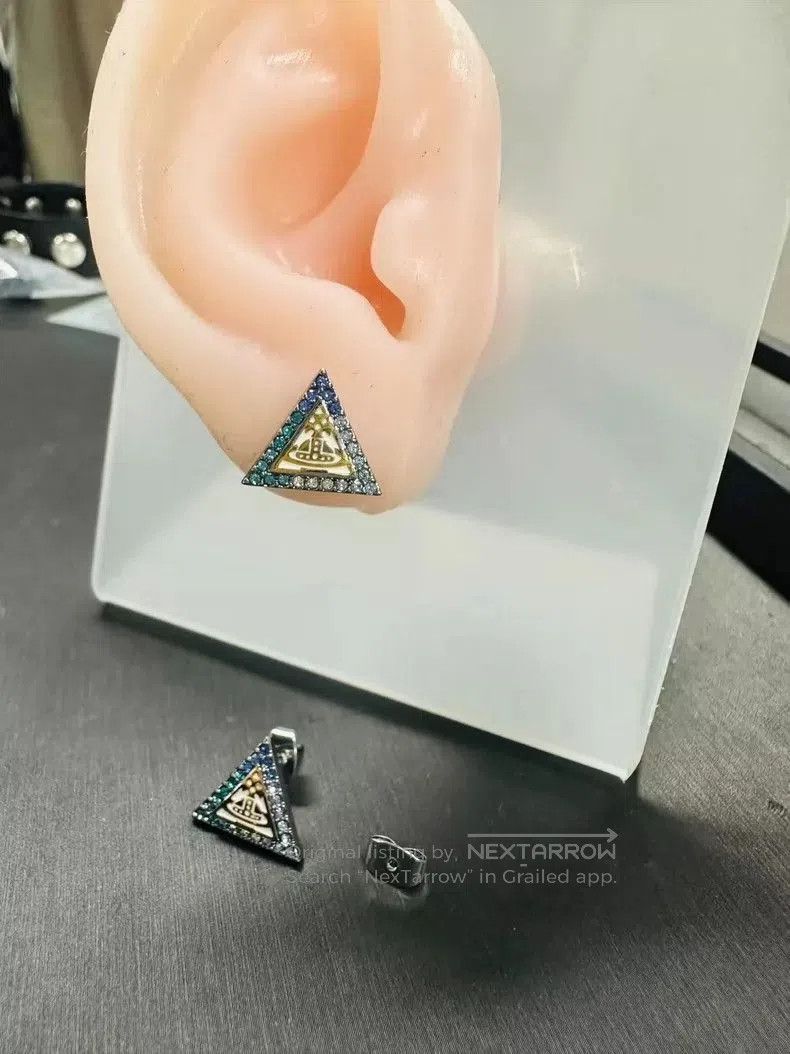 Vivienne Westwood Vivienne Westwood Pyramid Saturn Earrings . Size ONE SIZE - 2 Thumbnail