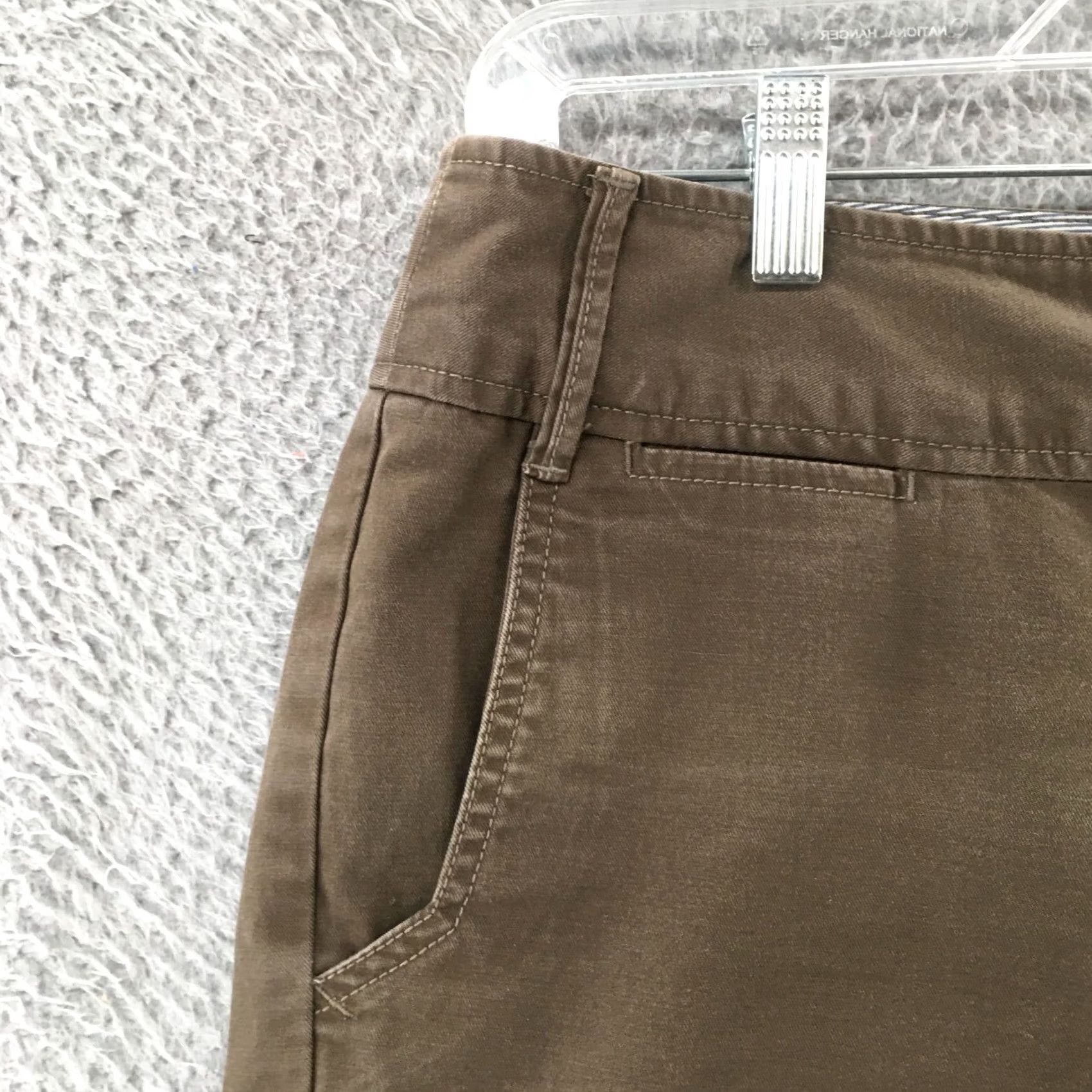 Eddie Bauer Eddie Bauer Blakely Fit Chino Shorts Womens 9 Brown Cotton Blend Casual Mid Rise Size 30" / US 8 / IT 44 - 2 Thumbnail