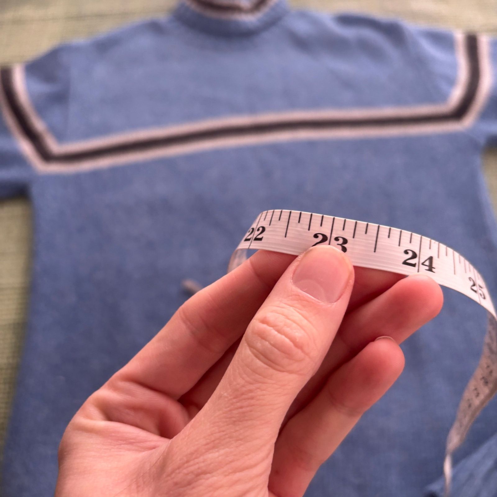 Vintage Vintage 1990s blue single stripe wool turtleneck sweater Size US XL / EU 56 / 4 - 10 Thumbnail
