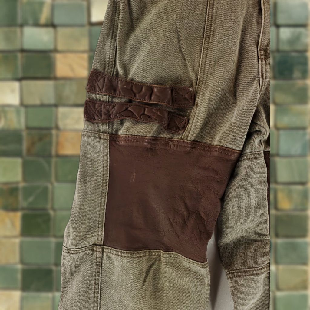 Vintage VINTAGE Sergio Valente Cargo Jeans Drab Green Mens 32 Inseam 34 Straight 32 x 33 Actual Brown Jeans Mens Size US 32 / EU 48 - 1 Thumbnail