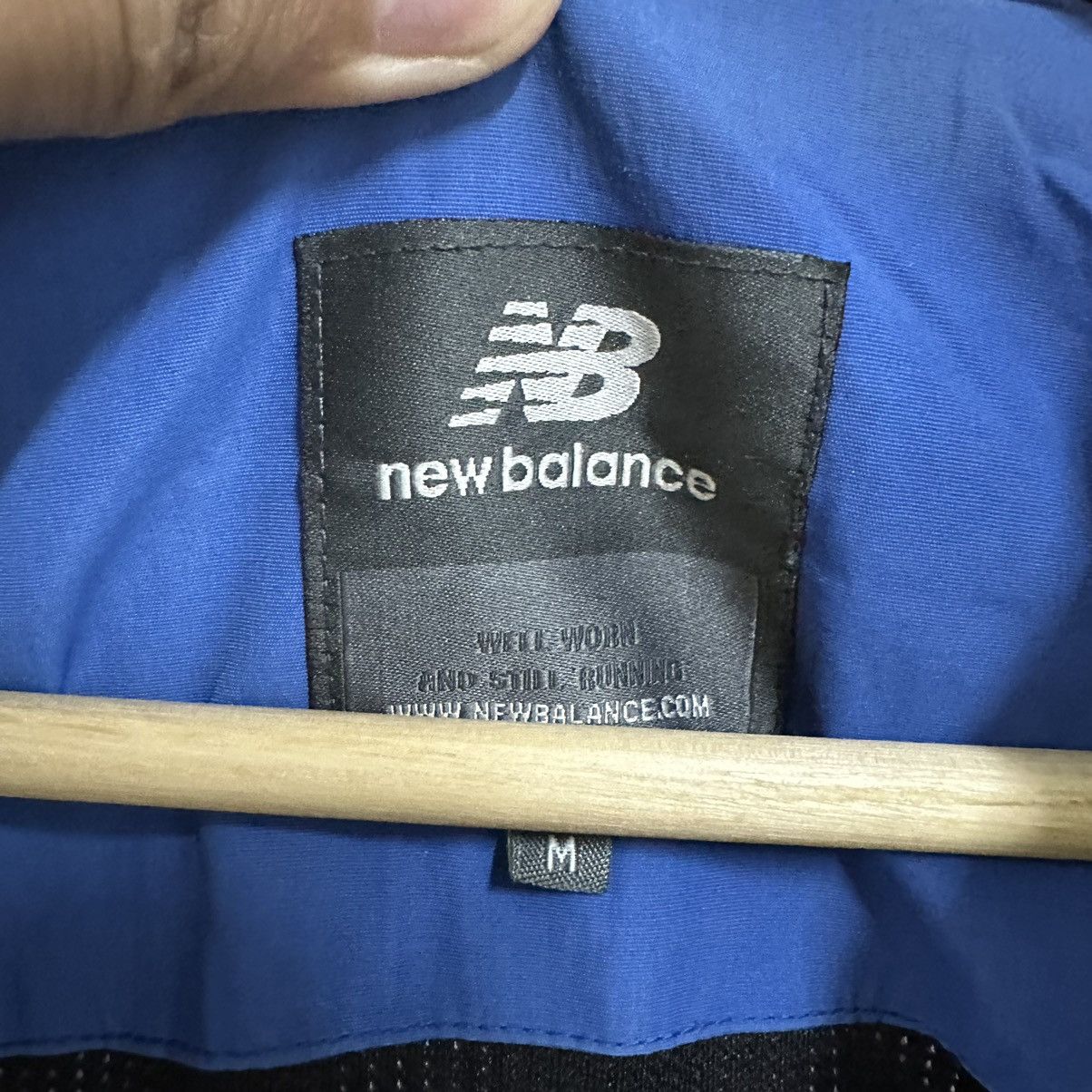 New Balance Vintage New Balance Sweater Waterproof Raincoat Zipper Size US M / EU 48-50 / 2 - 6 Thumbnail