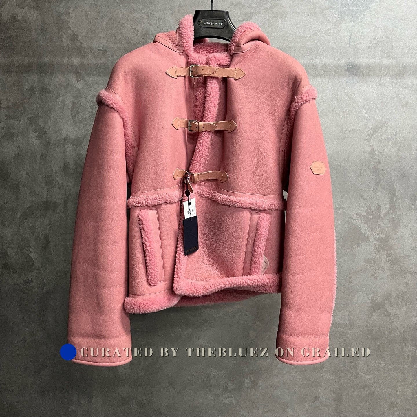 Louis Vuitton Louis Vuitton Pink Fur Jacket Size S / US 4 / IT 40 - 1 Thumbnail