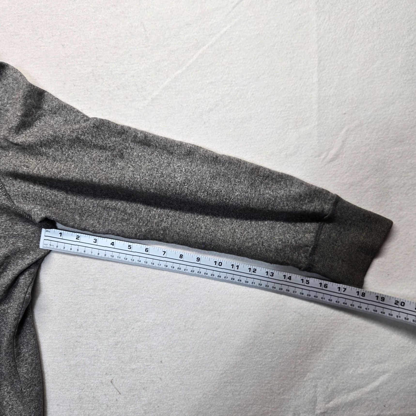 American Eagle Outfitters American Eagle Outfitters Hoodie Mens XL Gray Sweatshirt Long Sleeve Pullover Graphic Print Heavyweight Logo Pockets Furthest? Size US XL / EU 56 / 4 - 7 Thumbnail