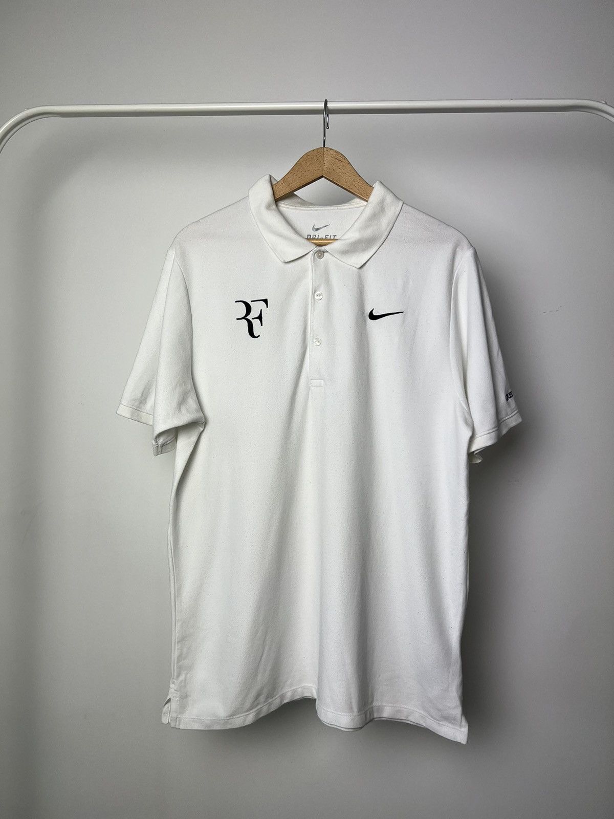 Nike Nike Roger Federer Embroidered Polo T Shirt White Men 2011 Size US L / EU 52-54 / 3 - 7 Thumbnail