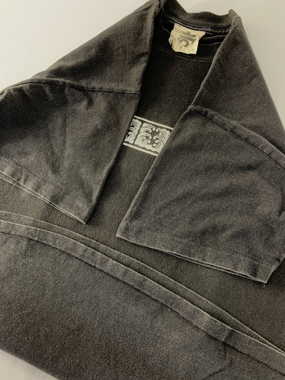 Rap Tees × Vintage Vintage 90s 1995 Custom Works Surfer Kanji Size US M / EU 48-50 / 2 - 4 Thumbnail