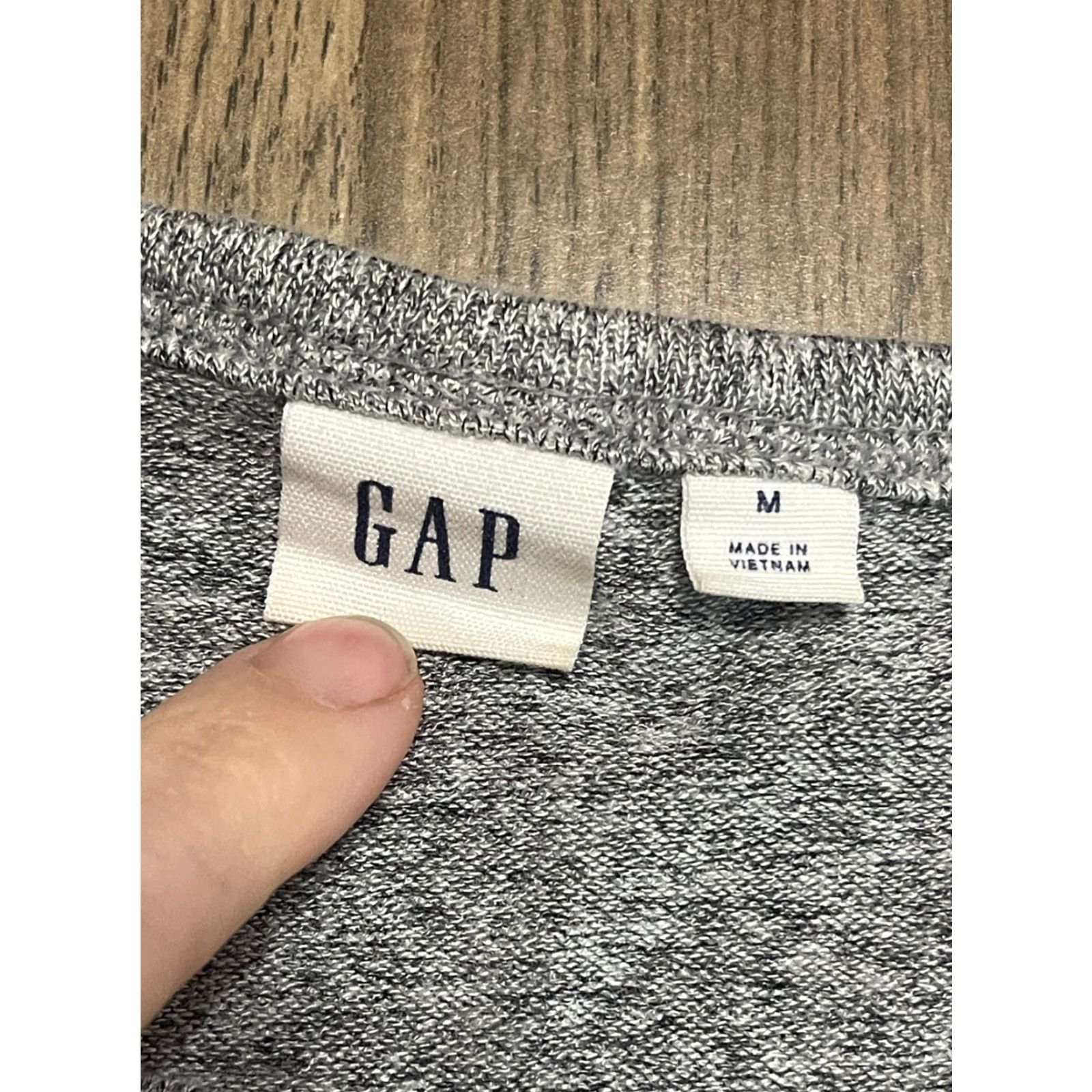 Gap Gap Shirt Women's Medium Grey Round Neck Short Sleeve T-Shirt Casual Regular Modern Basic, Pullover, Free Return, Gap Size M / US 6-8 / IT 42-44 - 5 Thumbnail