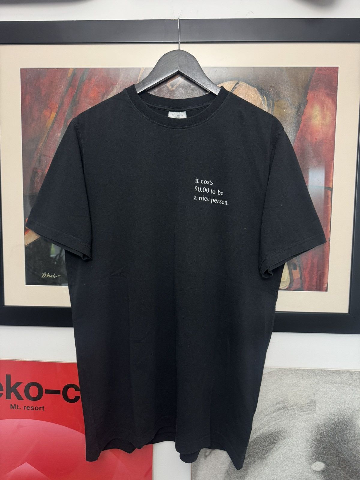 Vetements Vetements It costs $0.00 to be a nice person demna tee rare Size US L / EU 52-54 / 3 - 1 Thumbnail