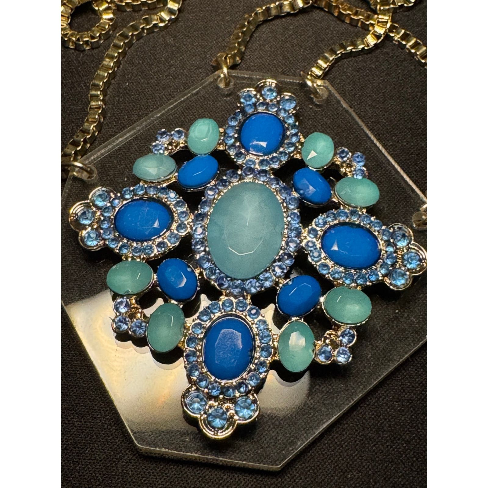 Other Vintage Rhinestones on Lucite Plate 20in Necklace Box Chain Size ONE SIZE - 3 Thumbnail