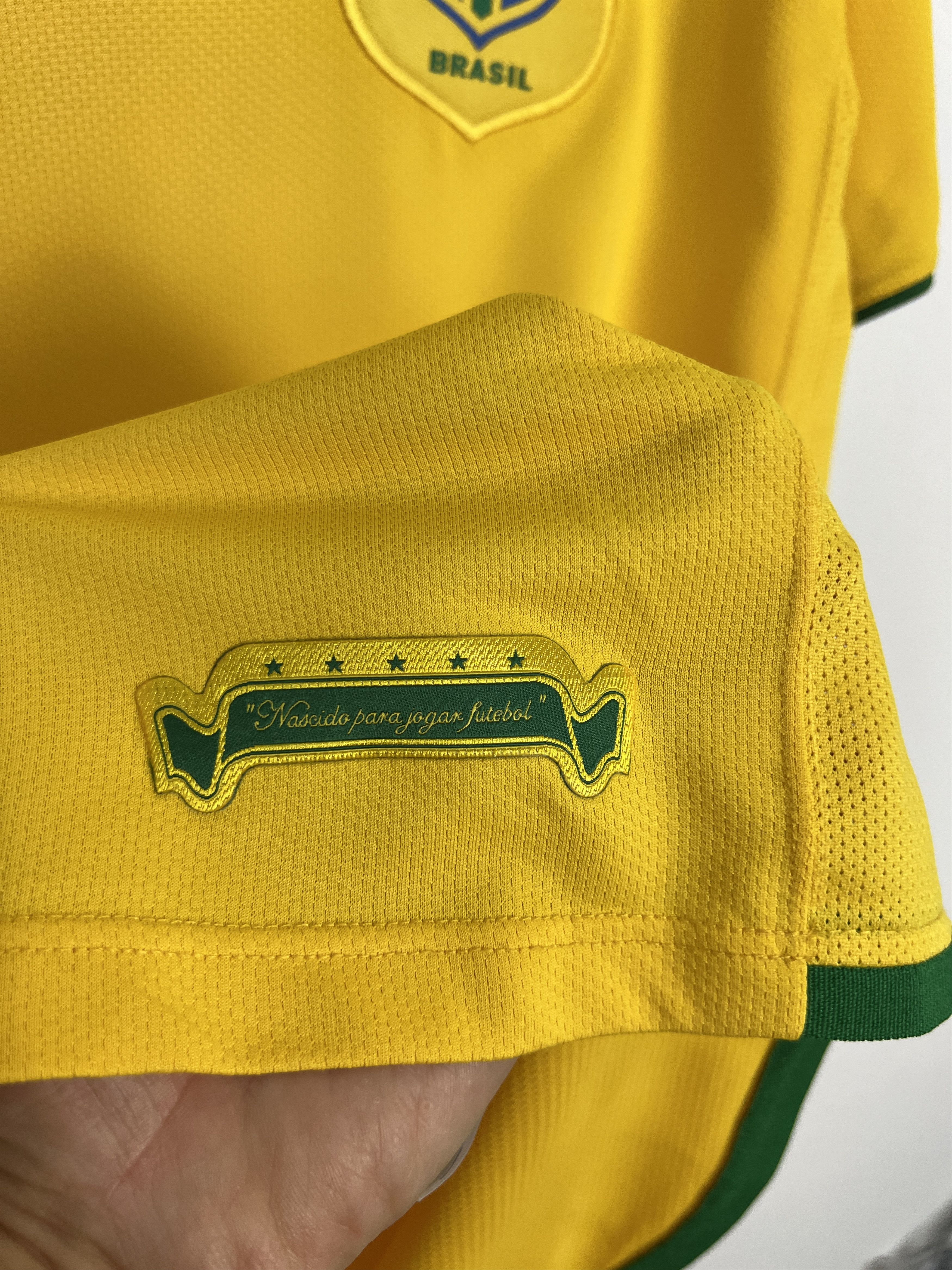 Nike Brazil football shirt Soccer Nike Jersey National Trikot Size US M / EU 48-50 / 2 - 4 Thumbnail