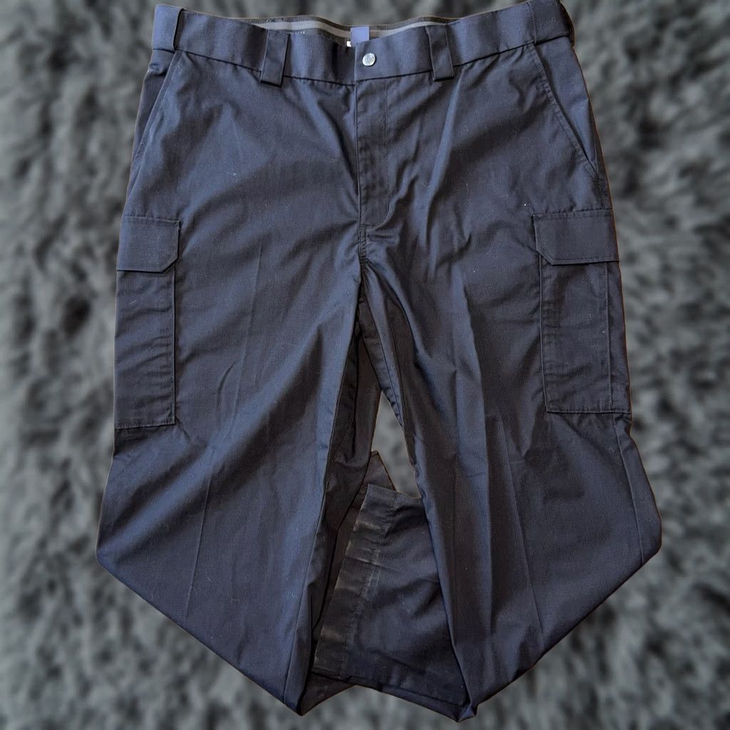 Vintage 5.11 Tactical PDU Class B Pant Men 42x30 Canvas Midnight Navy Cargo Pocket Waist 42 Regular Mens Size US 42 / EU 58 - 1 Thumbnail