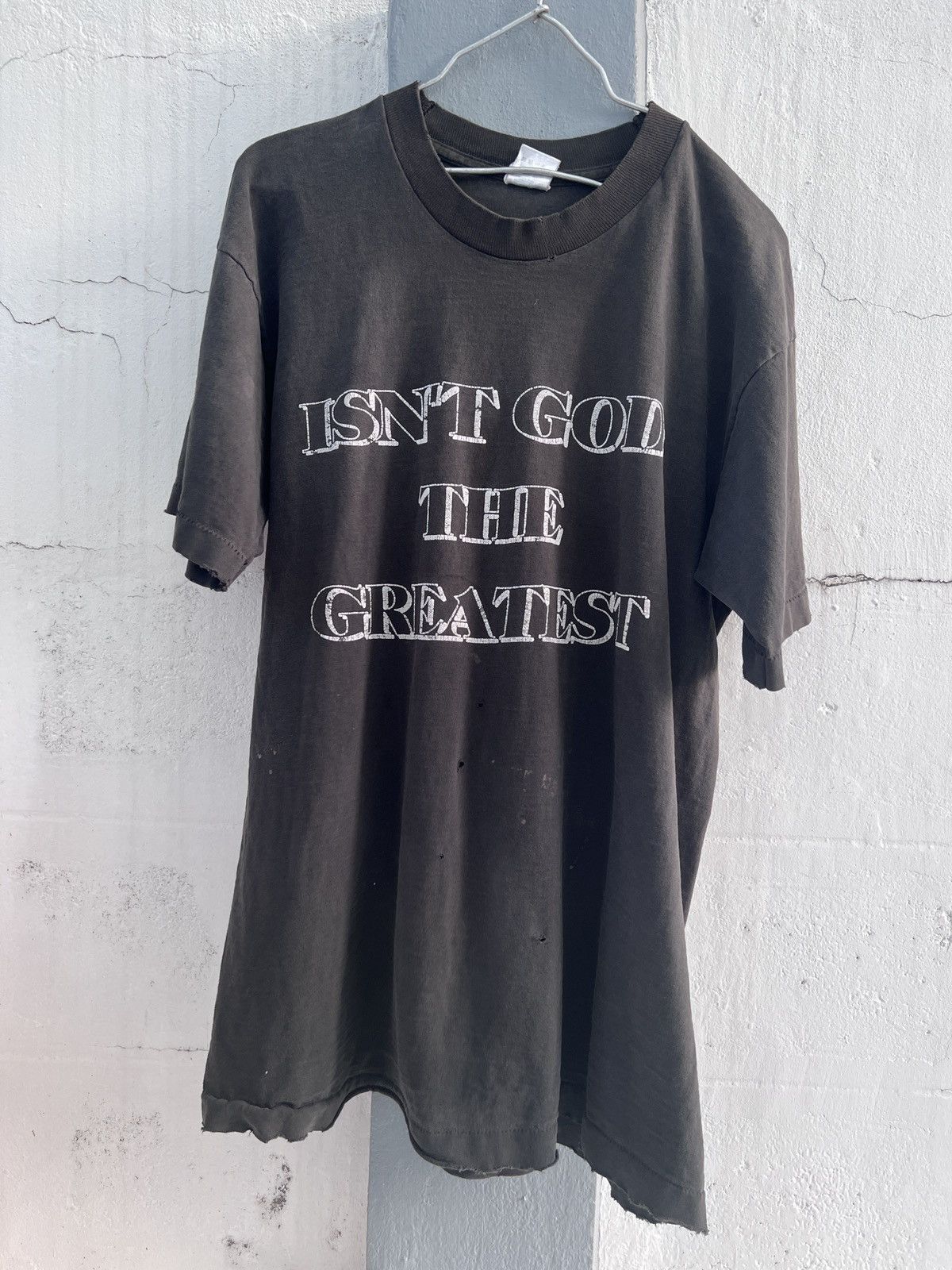 Vintage Vintage 90s ISN'T GOD THE GREATEST JESUS Tee Thrashed Faded Size US L / EU 52-54 / 3 - 1 Thumbnail