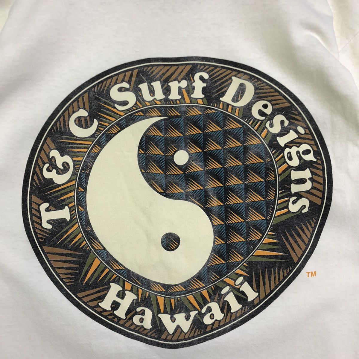 Vintage Vintage T&C Surf Design Hawaii Big Logo Tshirt Size US M / EU 48-50 / 2 - 4 Thumbnail