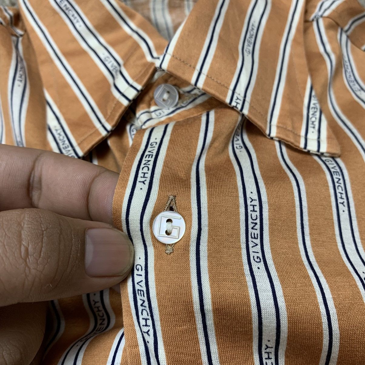 Givenchy GIVENCHY GENTLEMAN PARIS Rare Vintage 70's Shirt Size US XS / EU 42 / 0 - 5 Thumbnail