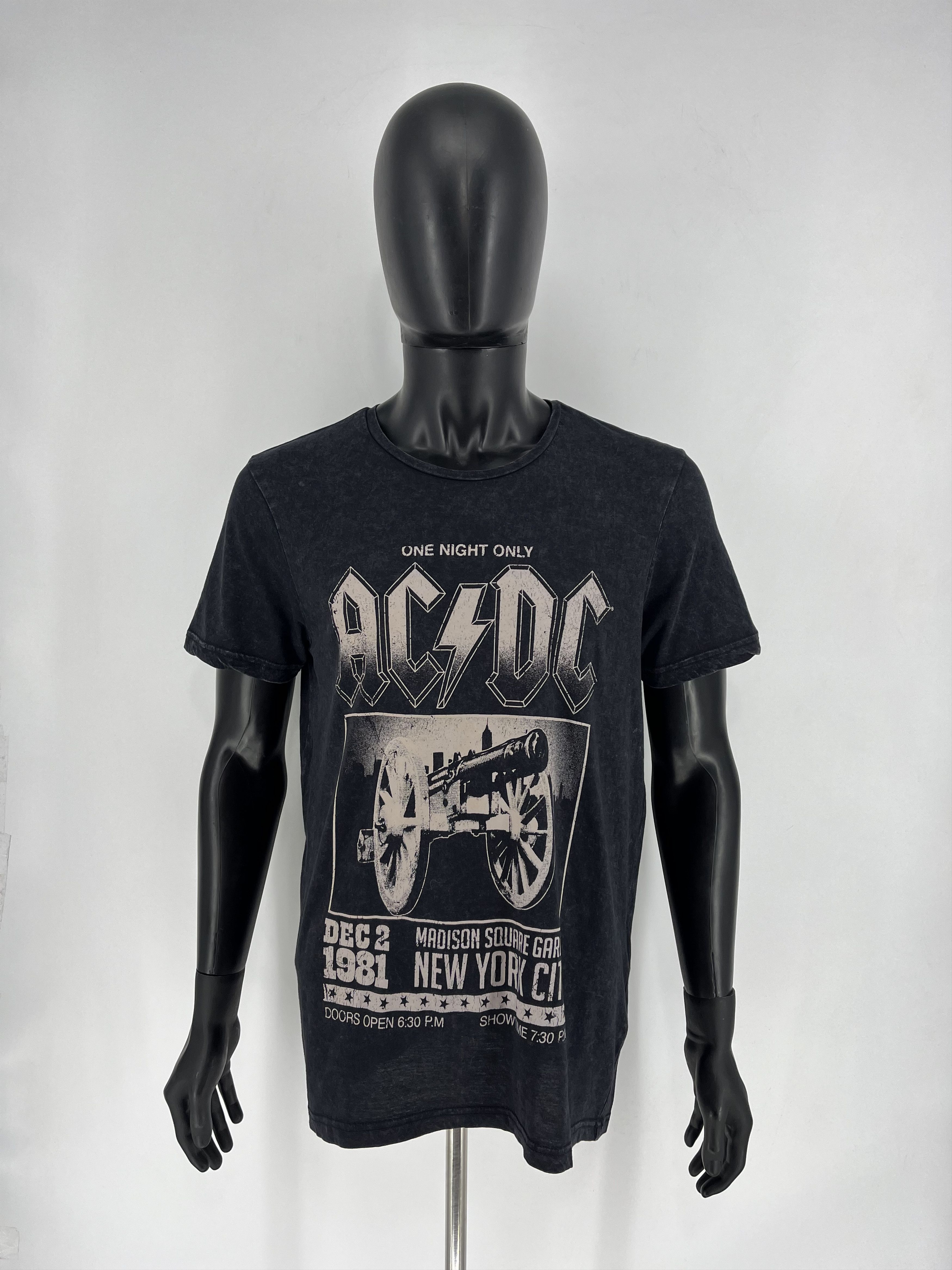 Band Tees × Vintage VINTAGE Y2K ACDC TEE SHIRT BAND TEE SIZE M Size US M / EU 48-50 / 2 - 2 Thumbnail