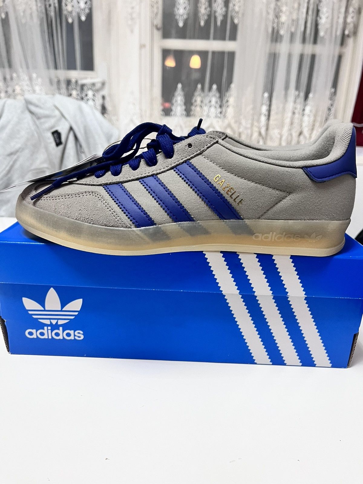 Adidas adidas Gazelle Indoor in der Farbvariante Silver Pebble/ Size US 9 / EU 42 - 1 Thumbnail