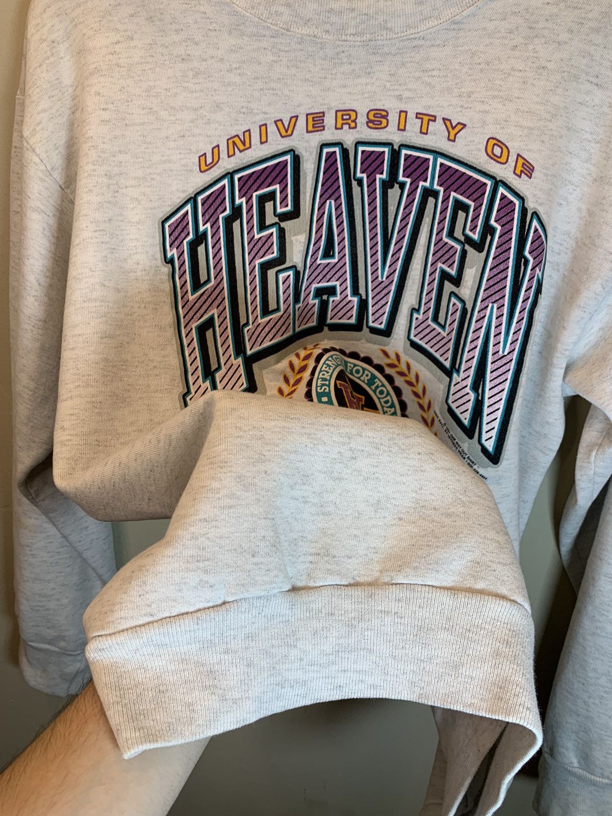 Vintage *RARE* Vintage 80’s Jesus University Of Heaven Sweatshirt Size US L / EU 52-54 / 3 - 5 Thumbnail