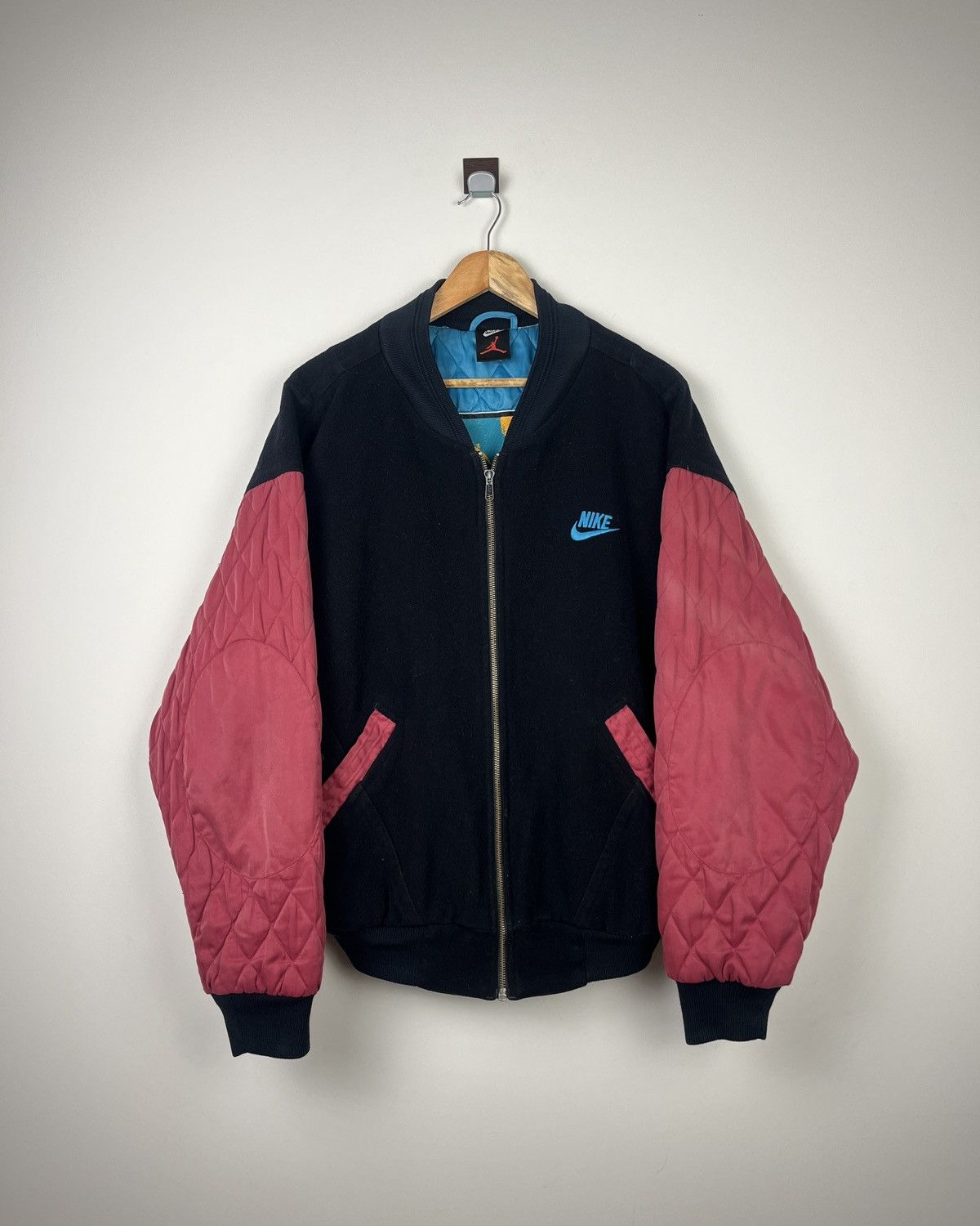 Jordan Brand Vintage 90s Nike Air Jordan Flight Bomber Jacket - Big Logo Size US L / EU 52-54 / 3 - 3 Thumbnail
