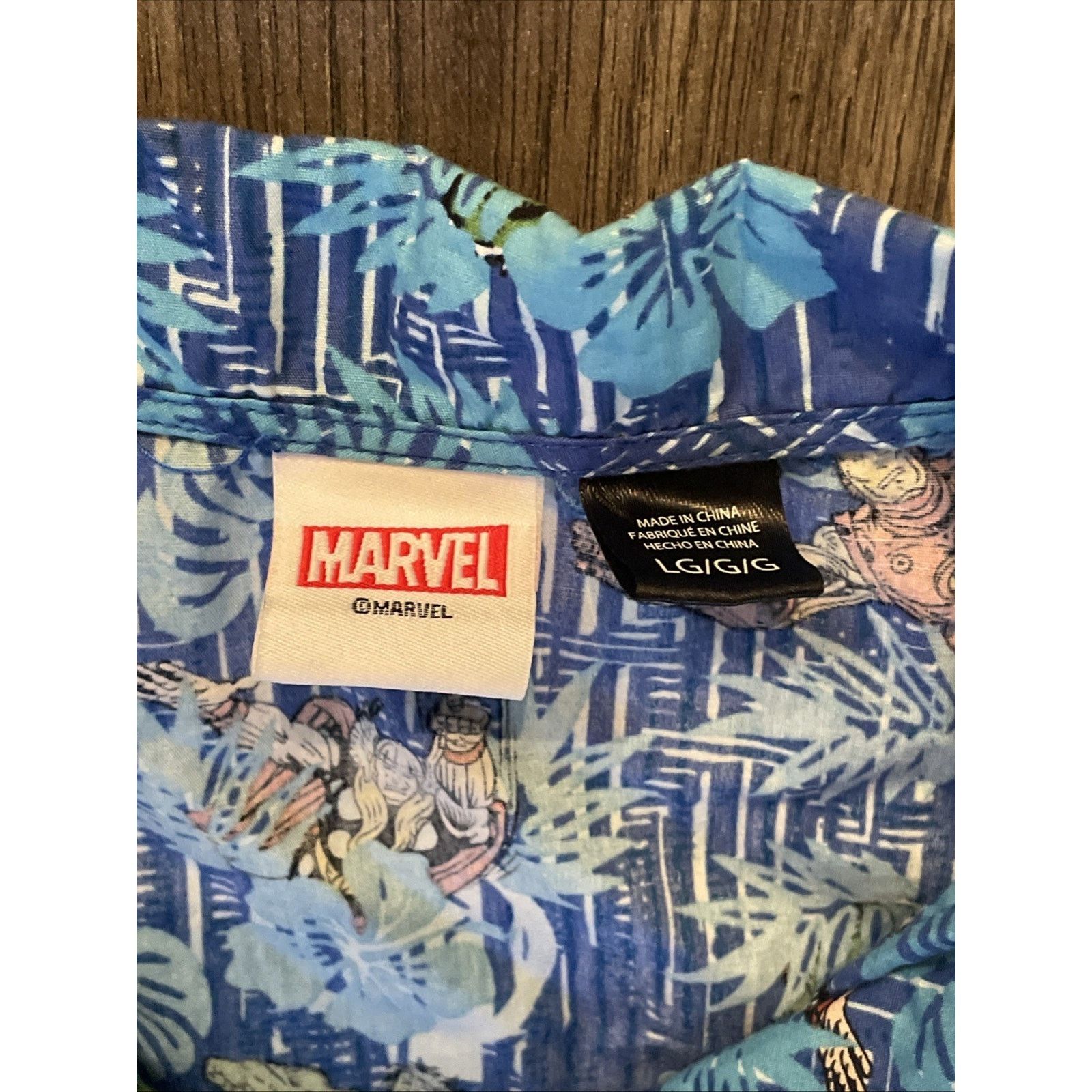 Other MARVEL AVENGERS Blue TROPICAL Floral HAWAIIAN SHIRT Size US L / EU 52-54 / 3 - 3 Thumbnail