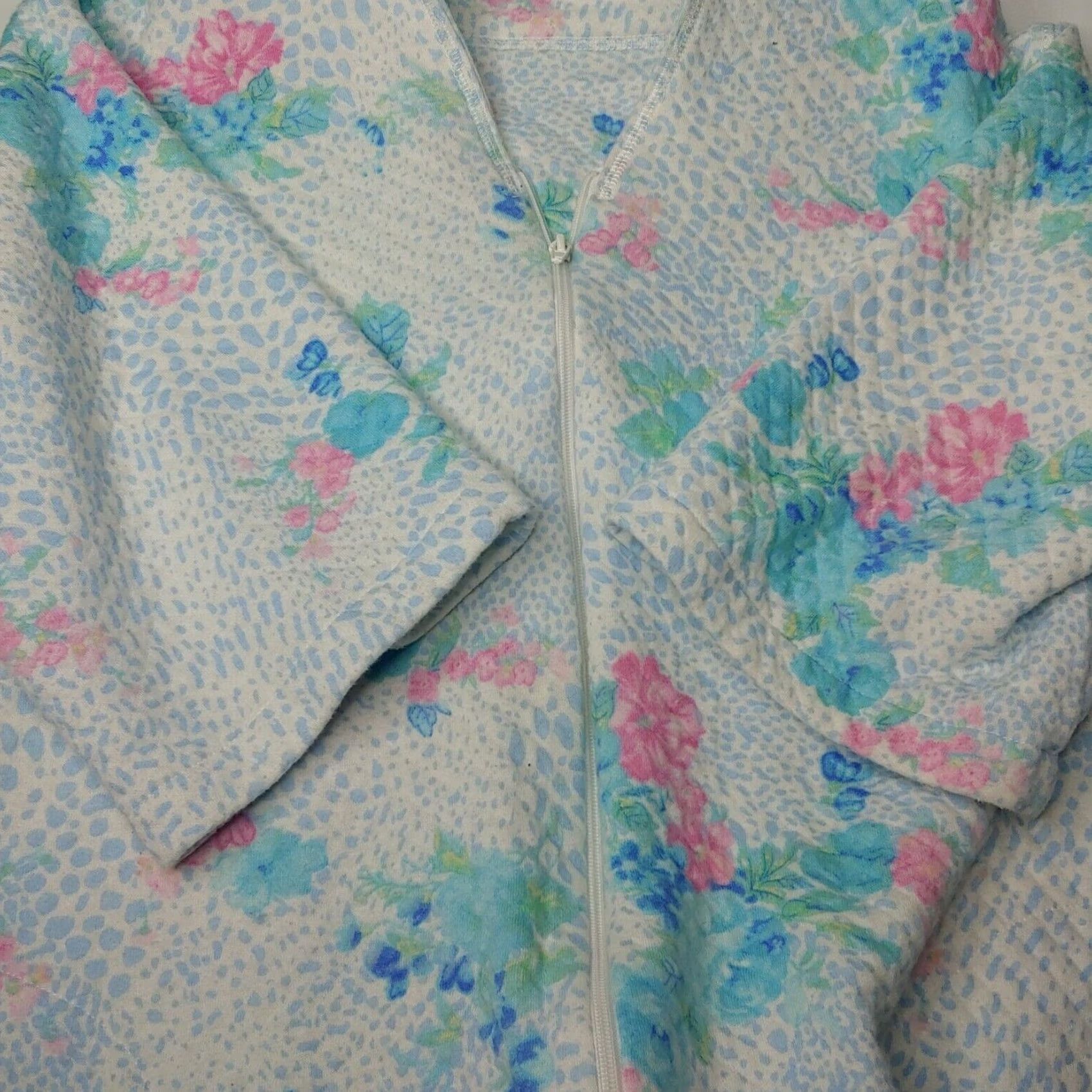 Vintage VINTAGE House Coat L/XL Full Zip Knit Quilted Floral White Blue Grannycore Womens Shirt Size L / US 10 / IT 46 - 5 Thumbnail