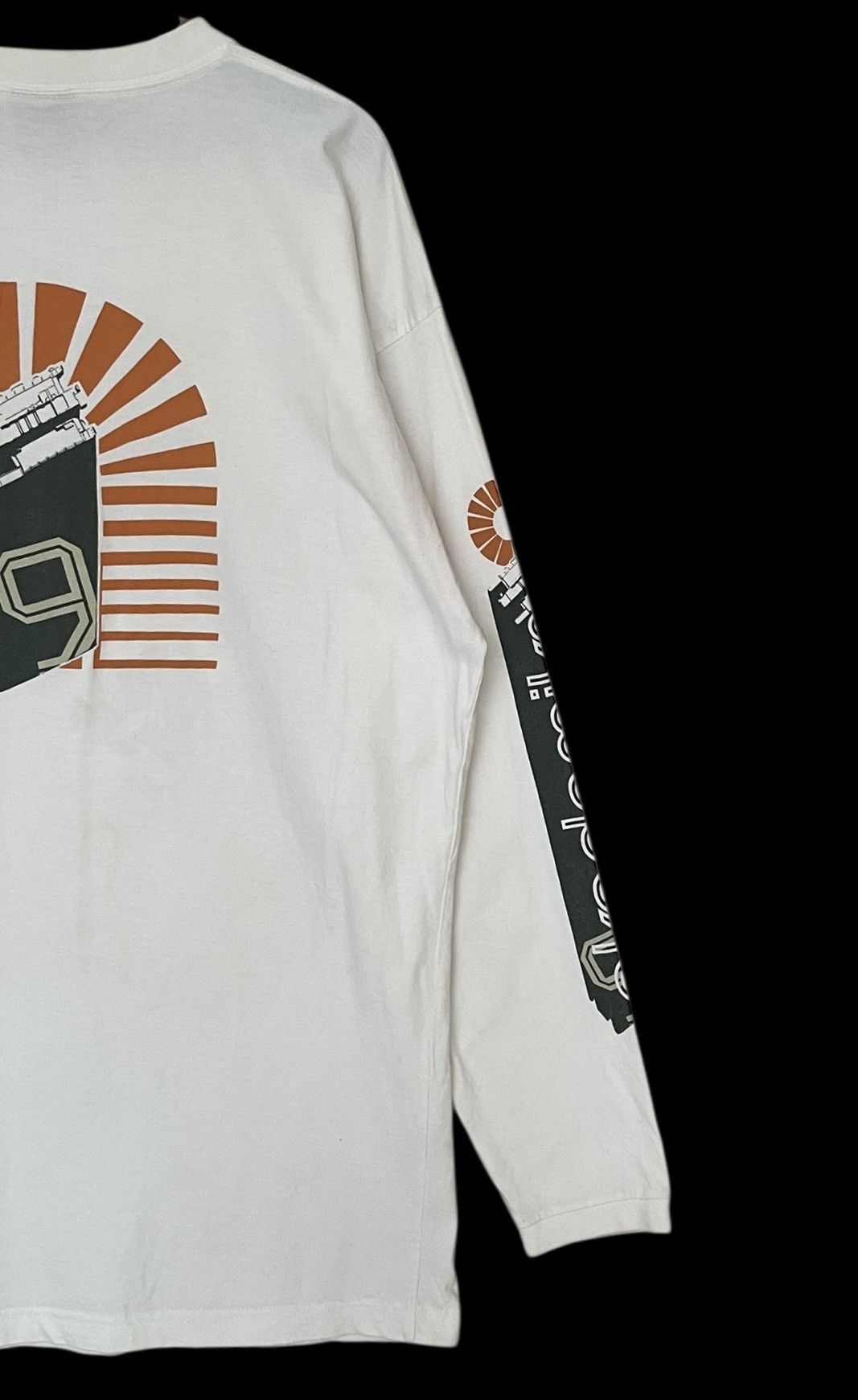 Akademiks × Vintage Vintage Brand Akademiks Baggy T-shirt 2000s Size US XL / EU 56 / 4 - 6 Thumbnail
