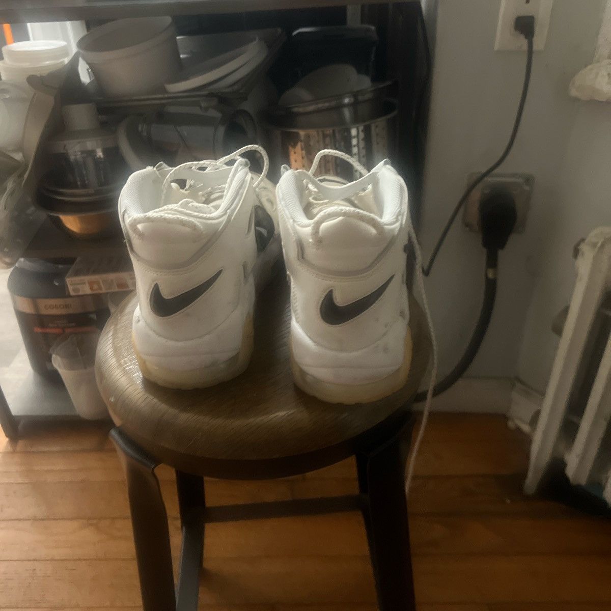 Nike Nike uptempo white and black Size US 9.5 / EU 42-43 - 3 Thumbnail