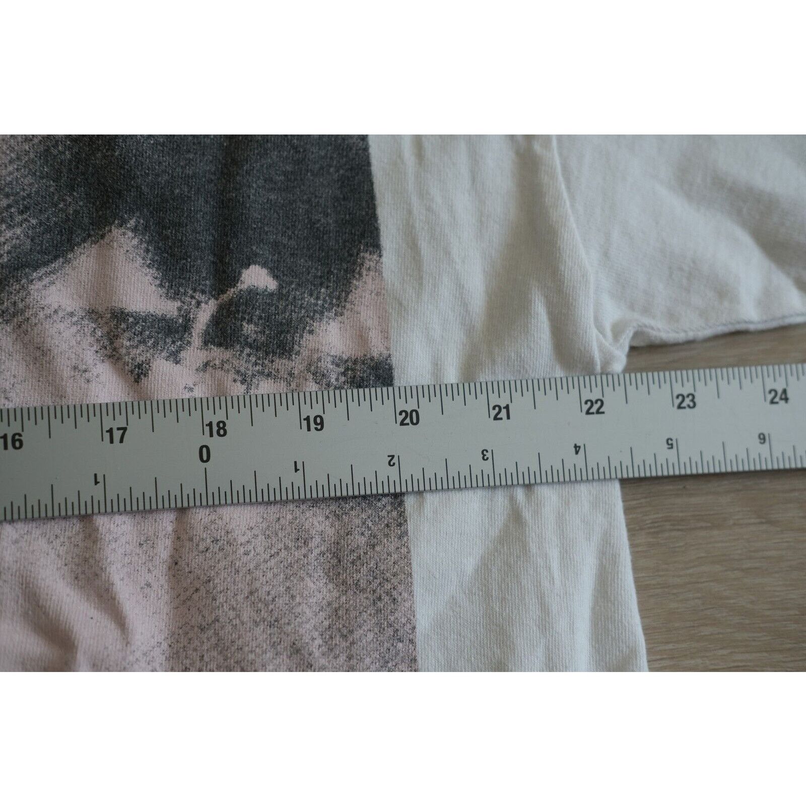 Other Vintage 2020 Lady Gaga The Chromatica Ball Tour T-Shirt L Size US L / EU 52-54 / 3 - 6 Thumbnail