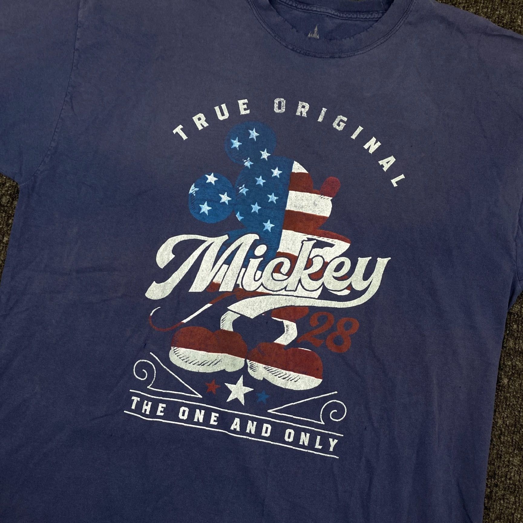 Disney VINTAGE Disney Parks Mickey Mouse 28 Stars Stripes USA Patriotic American Flag Shirt 2XL Size US XXL / EU 58 / 5 - 2 Thumbnail