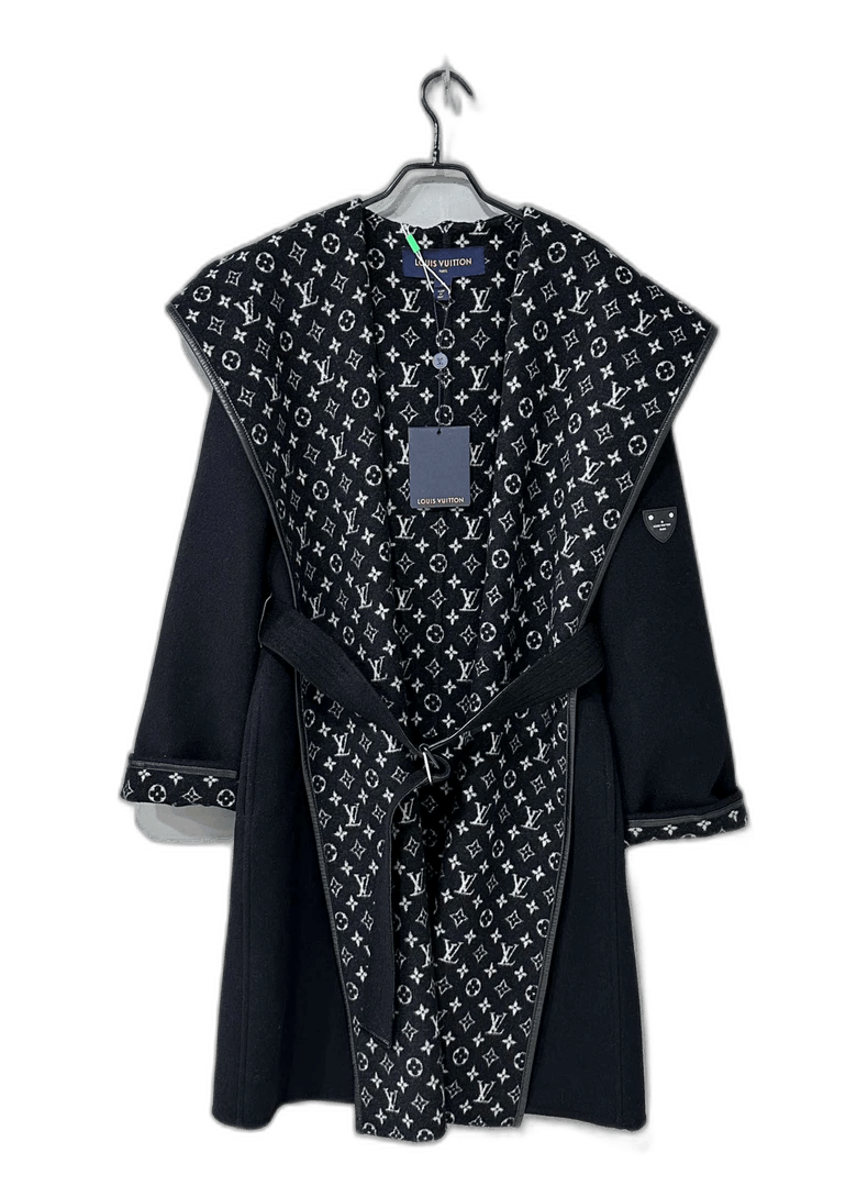 Louis Vuitton Louis Vuitton Full Print Coat Size M / US 6-8 / IT 42-44 - 1 Thumbnail