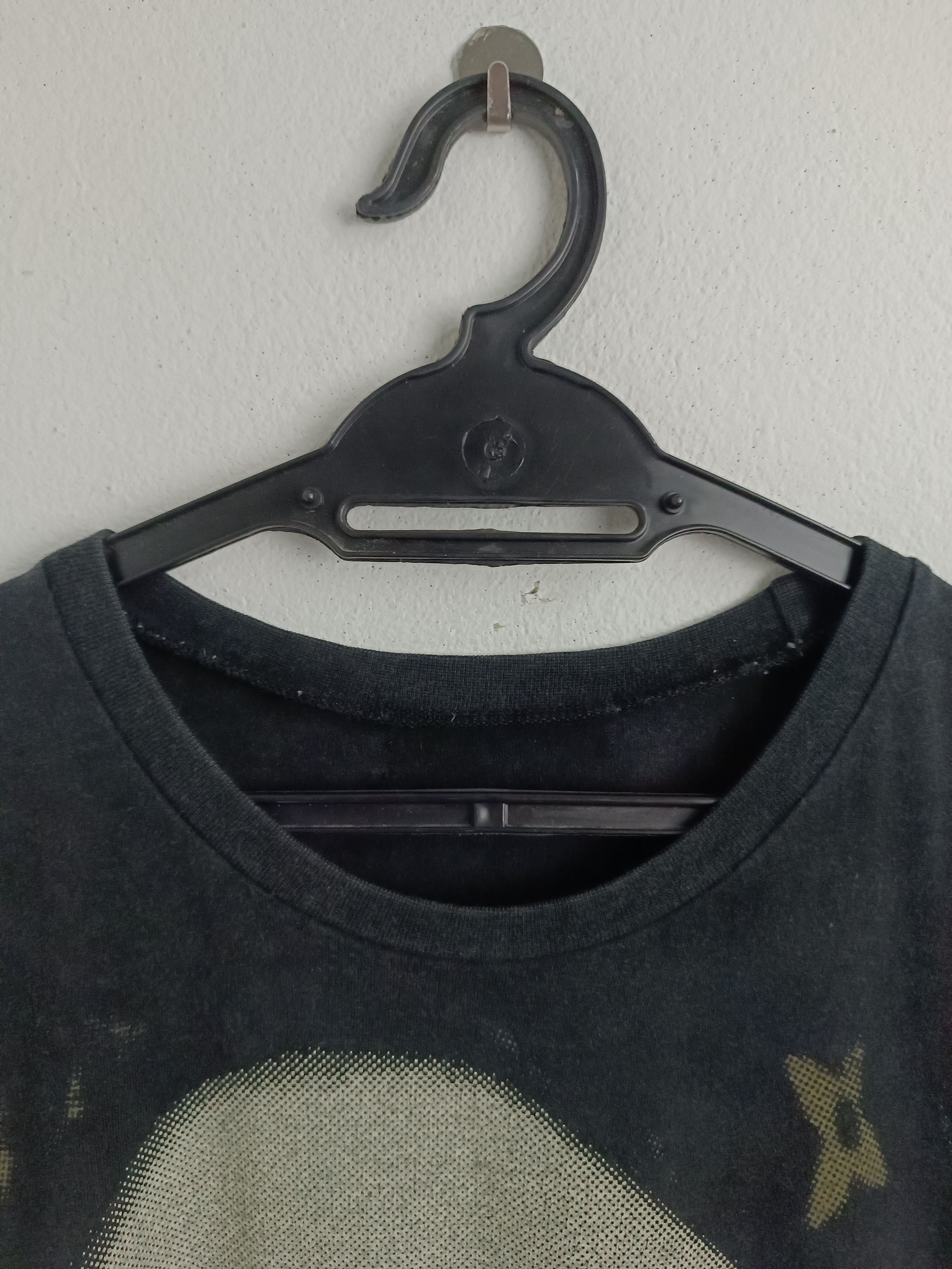 Vintage VINTAGE GIRL WITH LV KEFFIYEH PROTEST PEACE LOVE TEE Size US M / EU 48-50 / 2 - 10 Thumbnail
