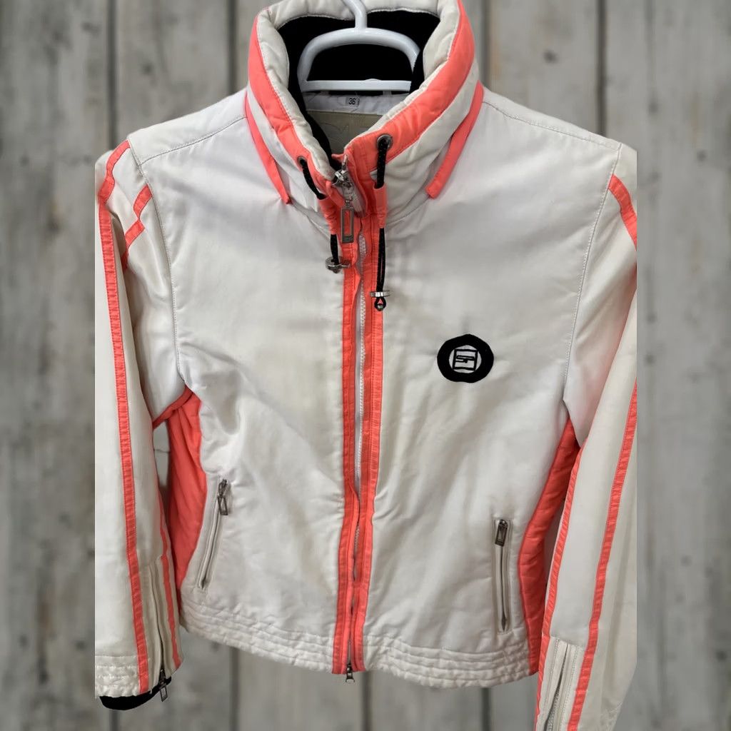 Vintage VINTAGE Sportalm Kitzbuhel Pink White Jacket Snowmobile Ski Snowboard Coat Womens Sz 36 Size XS / US 0-2 / IT 36-38 - 1 Thumbnail