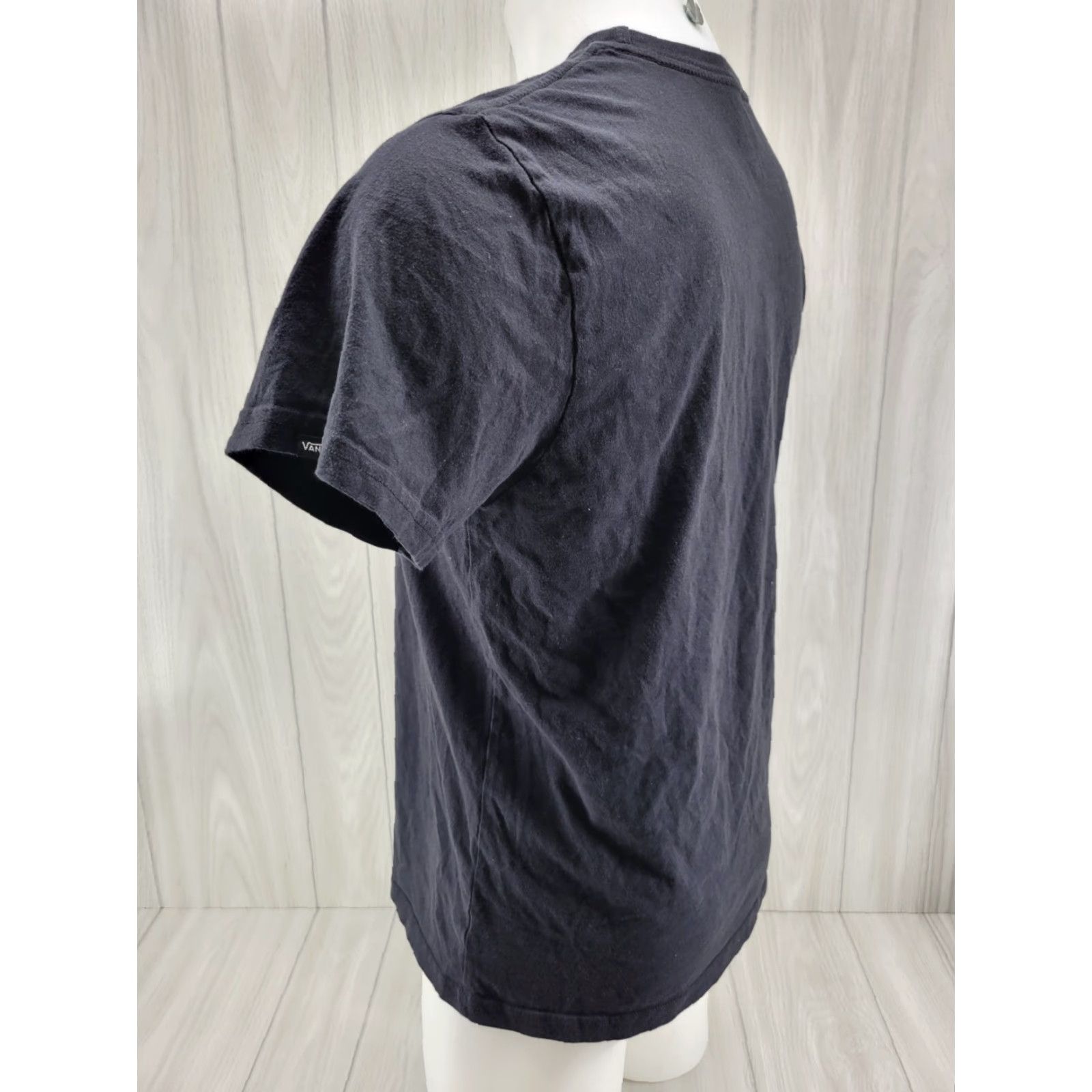 Vans VANS Logo Statue Graphic Shirt Mens Size M Tee Black Short Sleeve Crew Neck VANS Shirt Mens M Black Statue Graphic 90s/Classic Logo Size US M / EU 48-50 / 2 - 7 Thumbnail