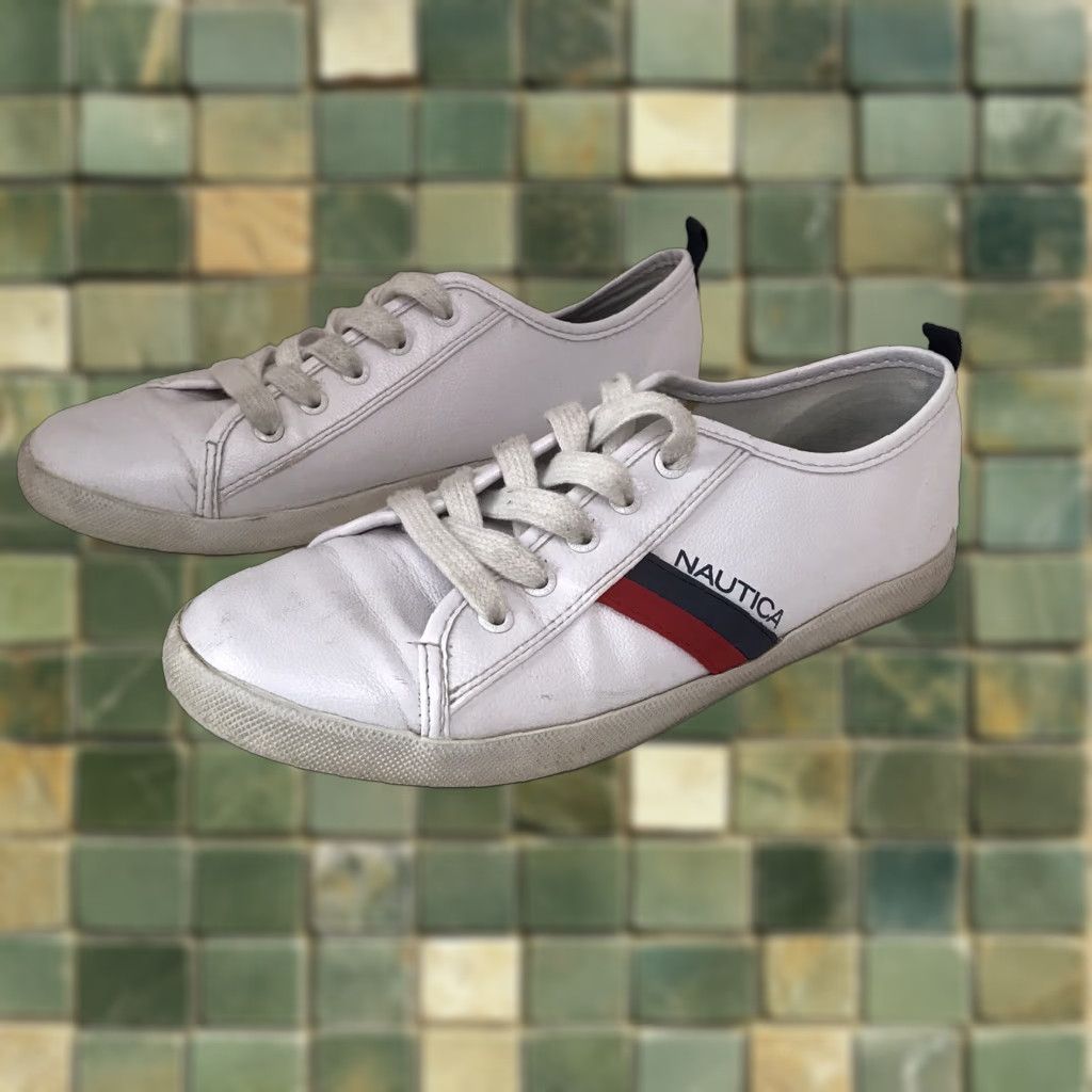 Vegan Nautica White Lace Up Sneakers Womens 7.5 Leather Athletic Shoes
