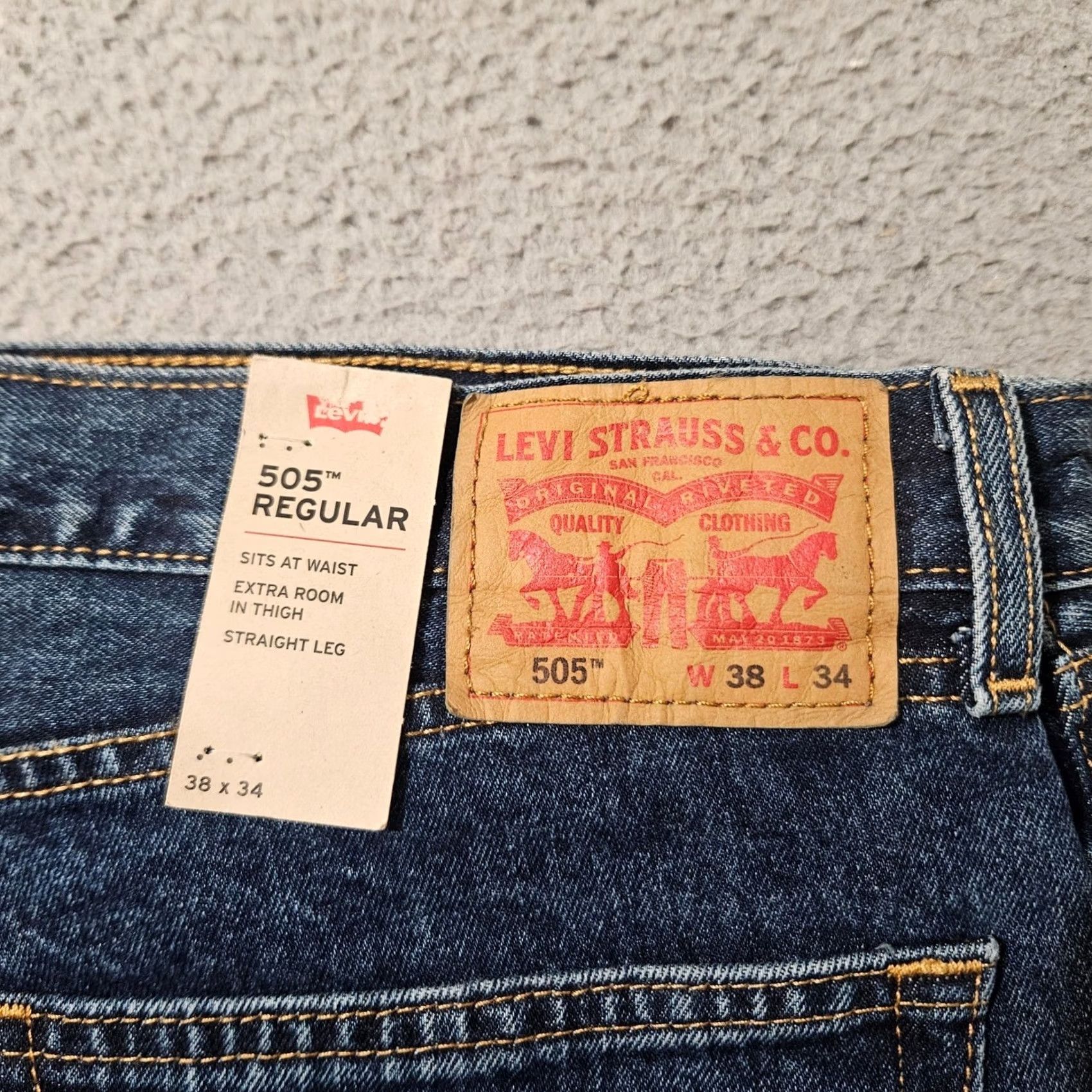 Levi's Levi's Jeans Regular Blue 38x34 Dark Wash 100% Cotton Mens Size US 38 / EU 54 - 3 Thumbnail