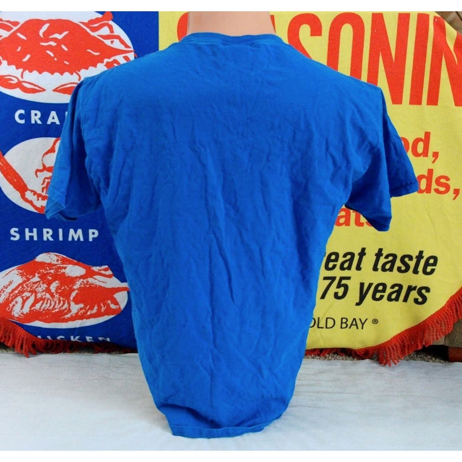 Jerzees JAWS Movie T-Shirt Men L Blue Graphic Print 2010s Regular Fit Short Sleeve Jerzees Crew Neck Shirt Size US L / EU 52-54 / 3 - 4 Thumbnail