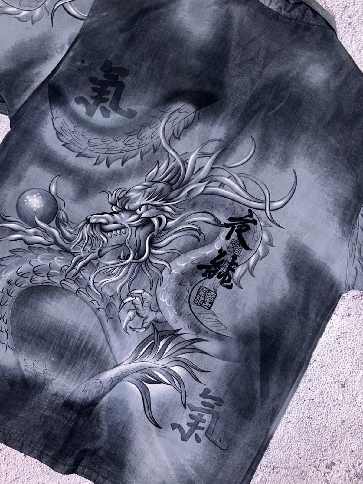 Vintage Japanese Brand Vintage Y2K VTG Japanese Dragon Print Shirt Size US XXL / EU 58 / 5 - 18 Thumbnail