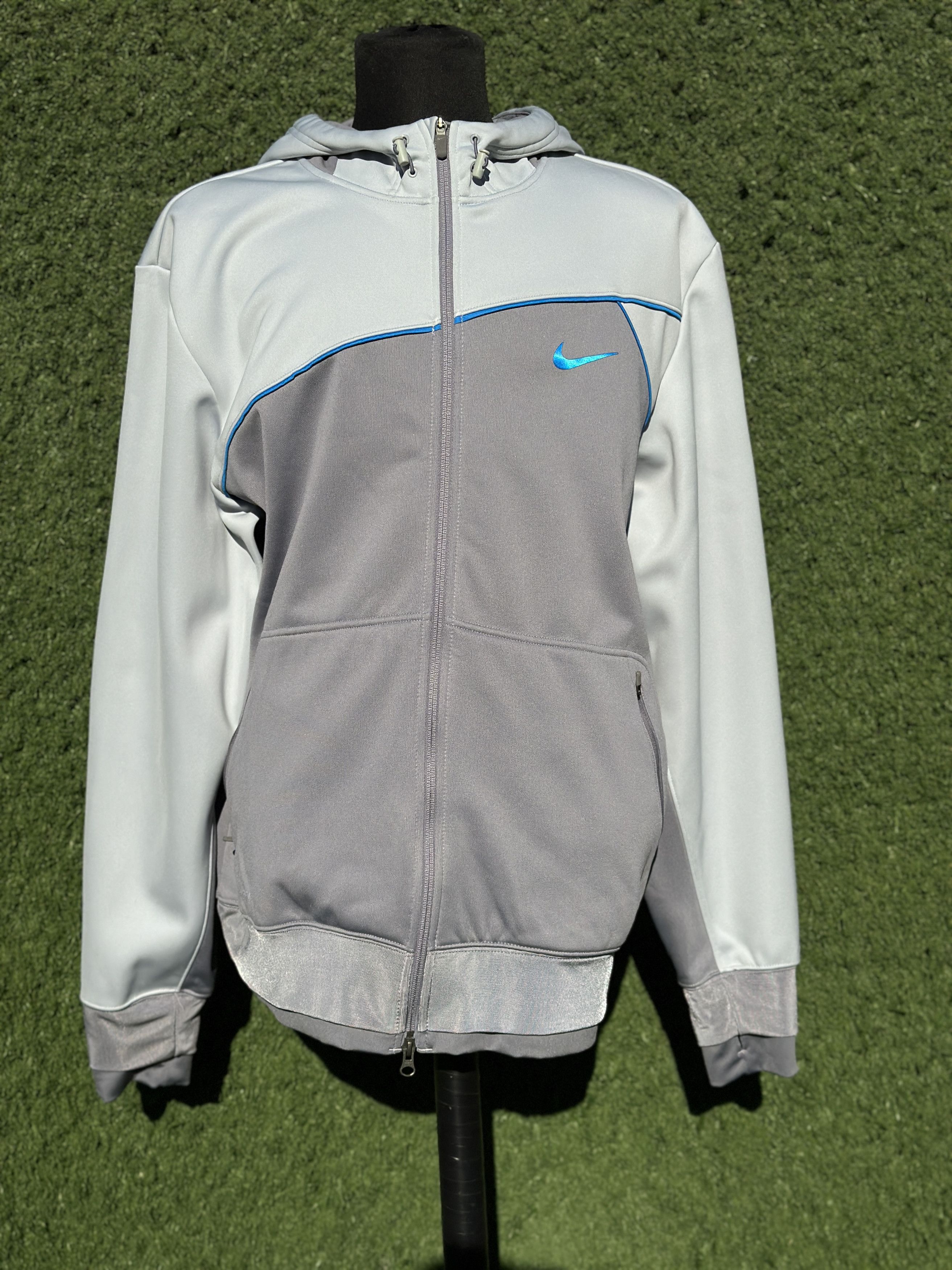 Nike Rare Nike Kobe Bryant Therma-FIT Full Zip Hoodie Size XXL Size US XXL / EU 58 / 5 - 1 Thumbnail