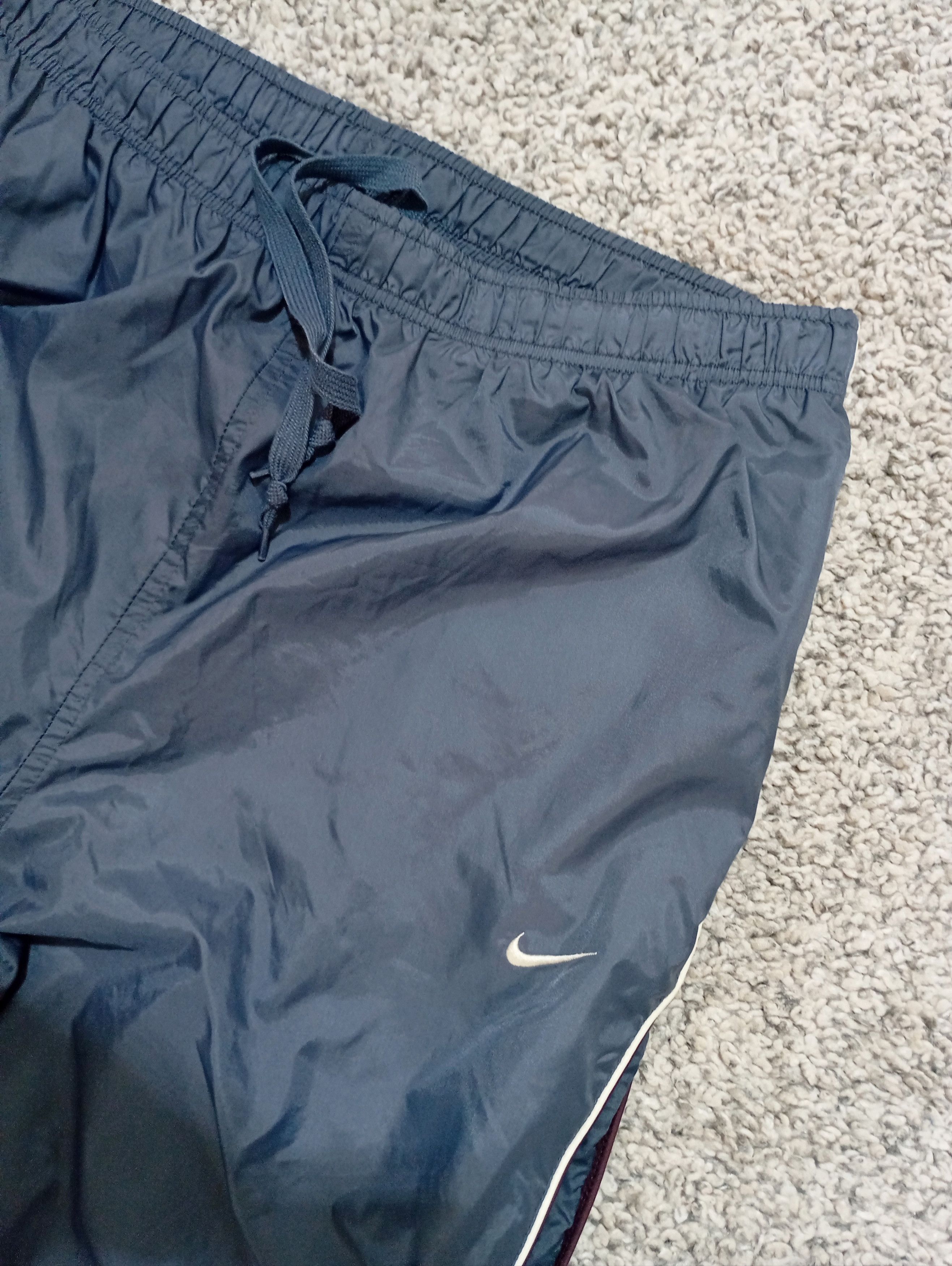 Nike NIKE 90's BAGGY SWOOSH LOGO TRACK PANTS RARE RETRO Y2K Size US 34 / EU 50 - 4 Thumbnail