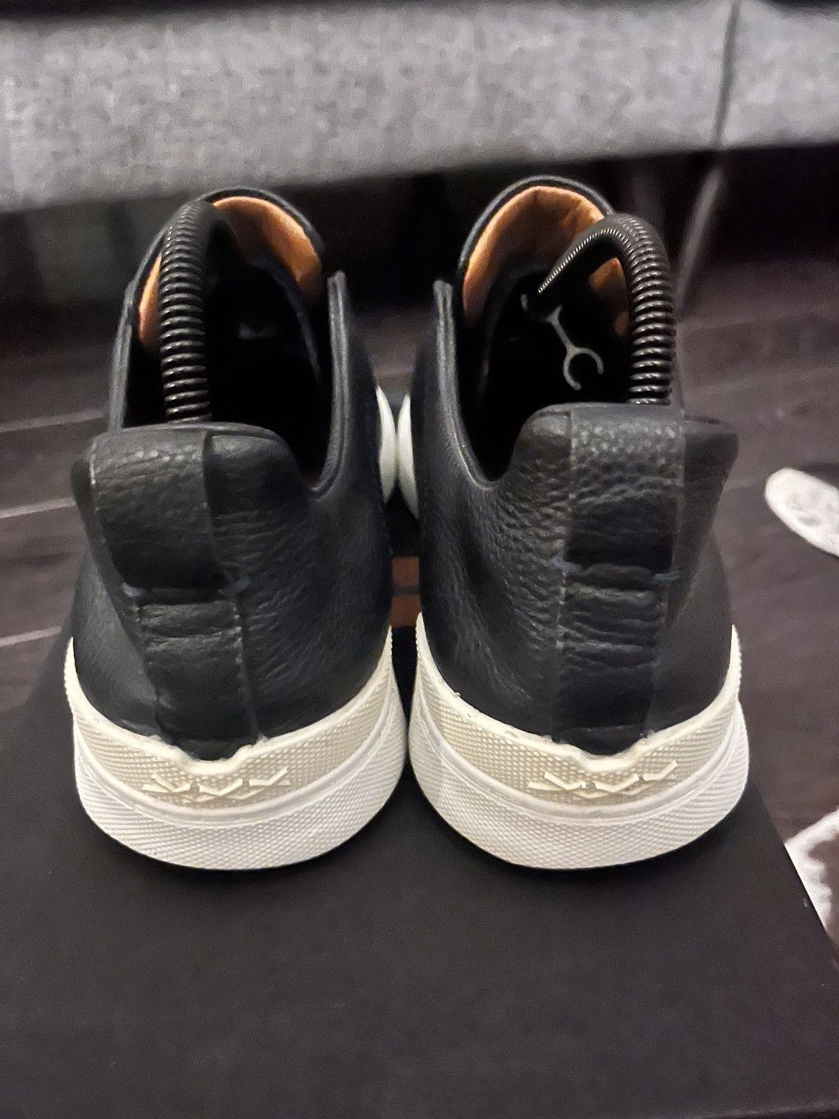 Ermenegildo Zegna Ermenegildo Zegna navy triple stitch rpr $1300 uk 7 eu 41 Size US 8 / EU 41 - 4 Thumbnail